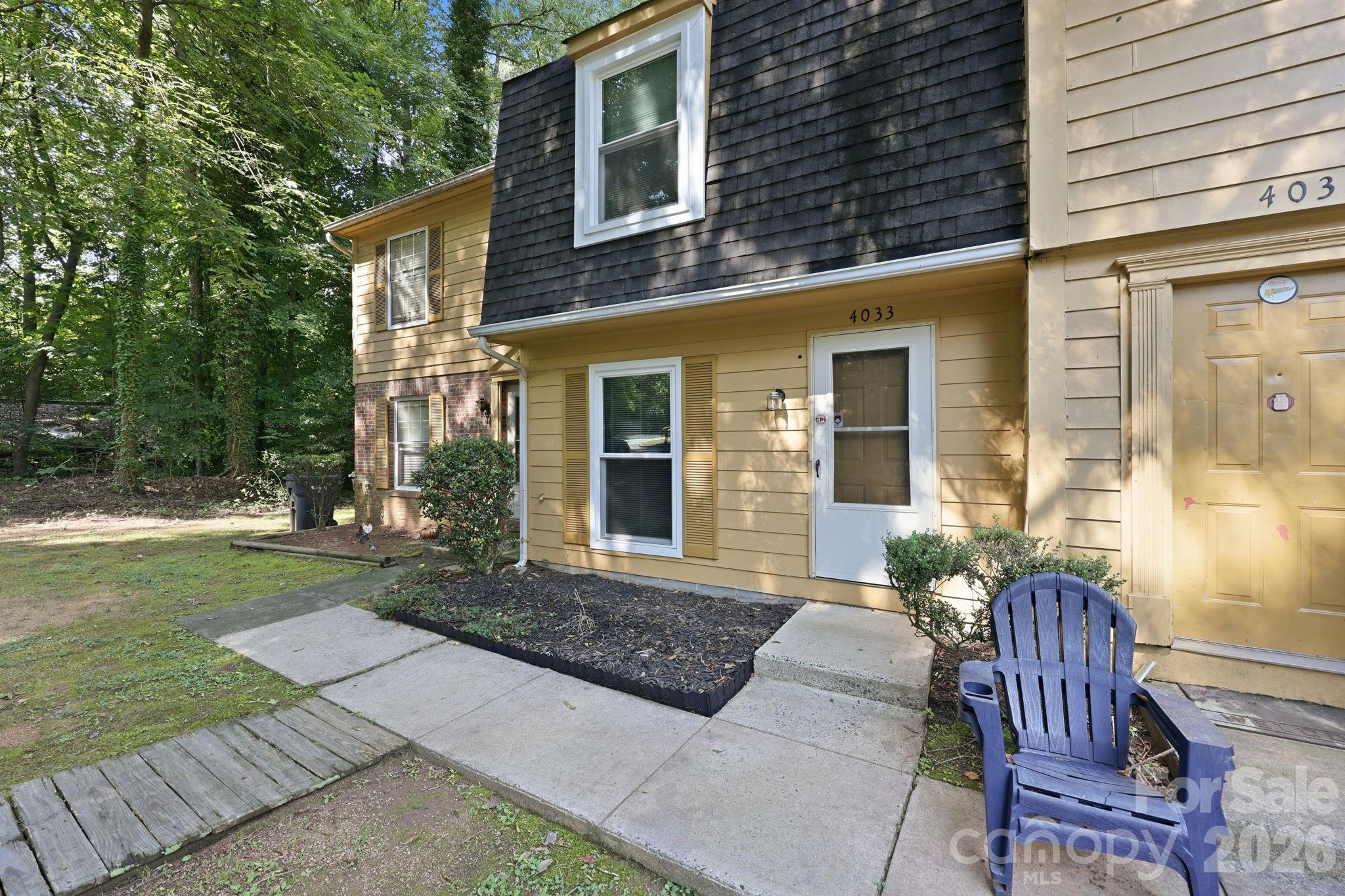 4033 Briarhill Drive Property Photo 13