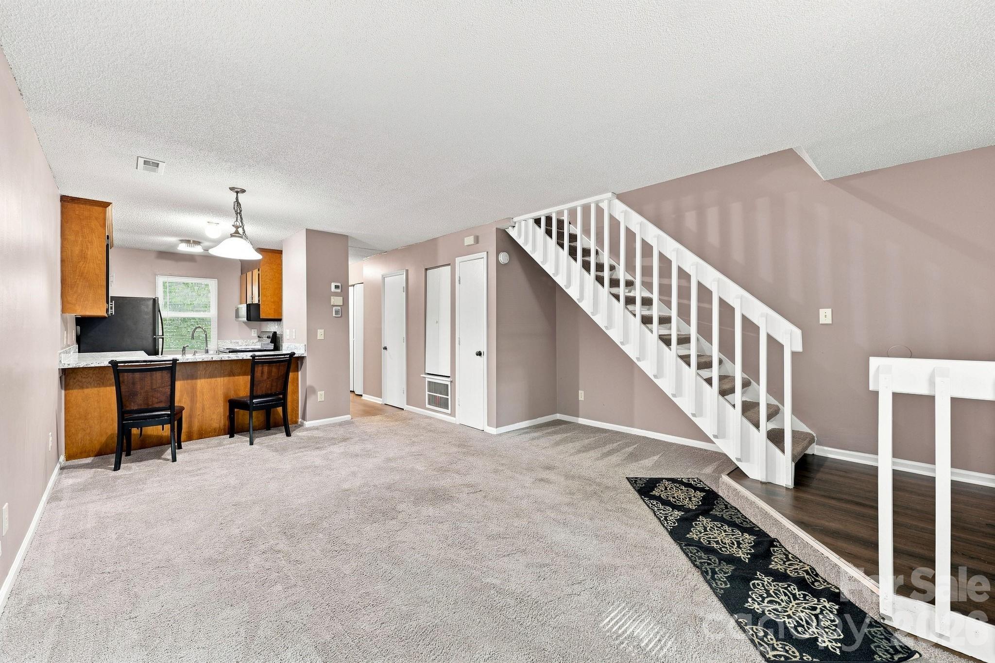 4033 Briarhill Drive Property Photo 20