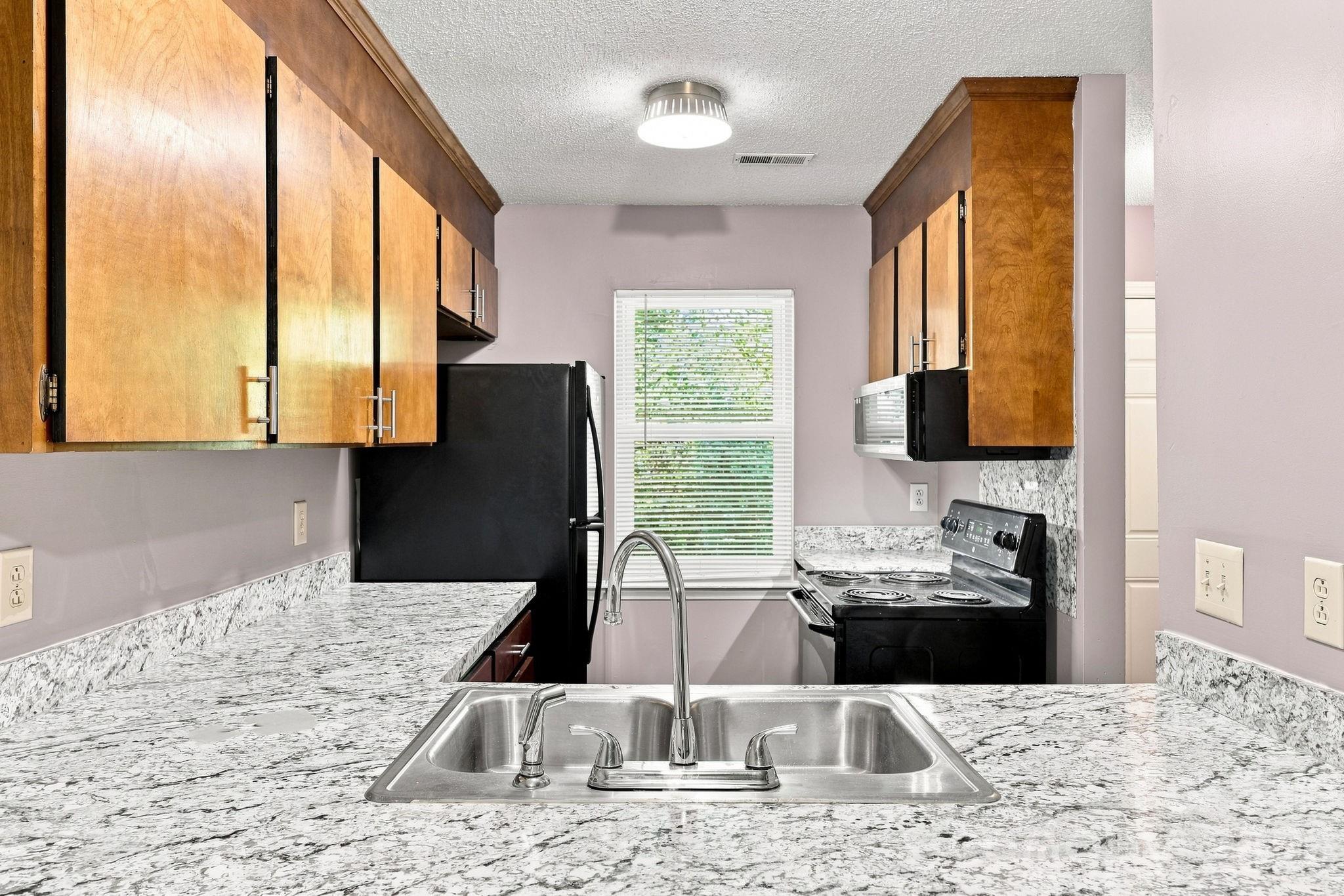 4033 Briarhill Drive Property Photo 24