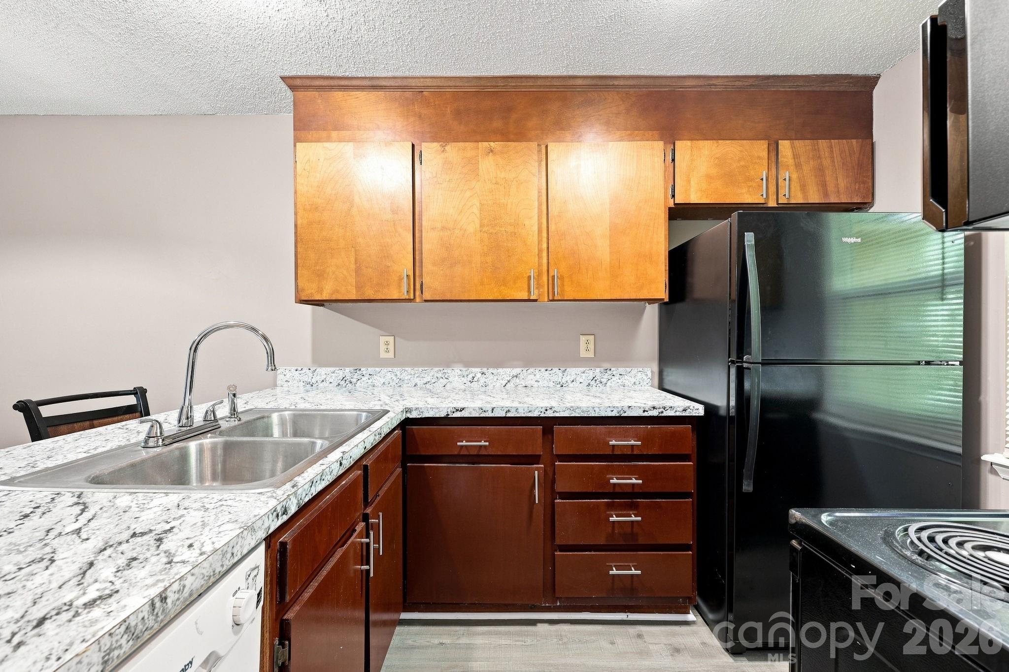 4033 Briarhill Drive Property Photo 25