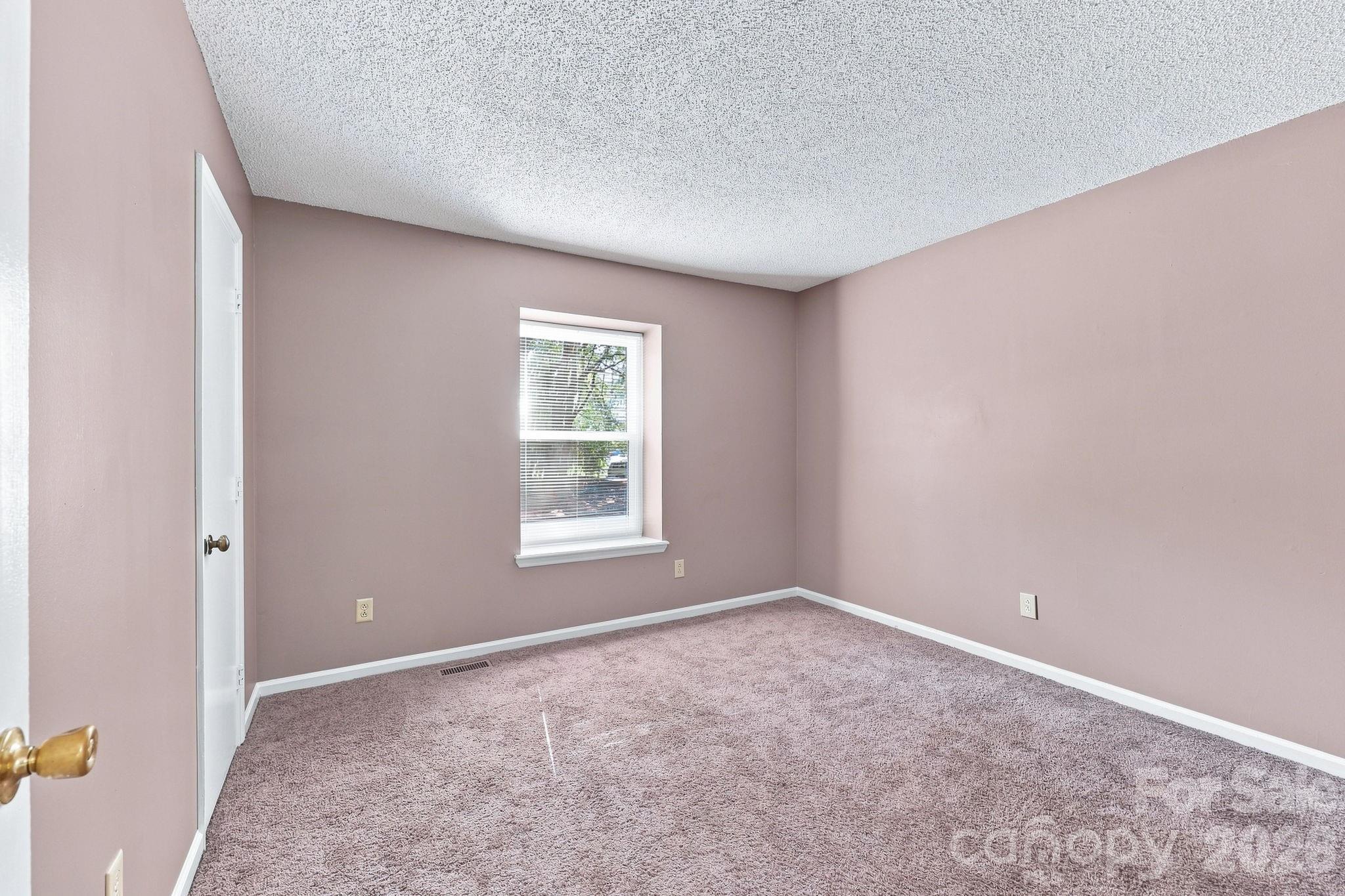 4033 Briarhill Drive Property Photo 30