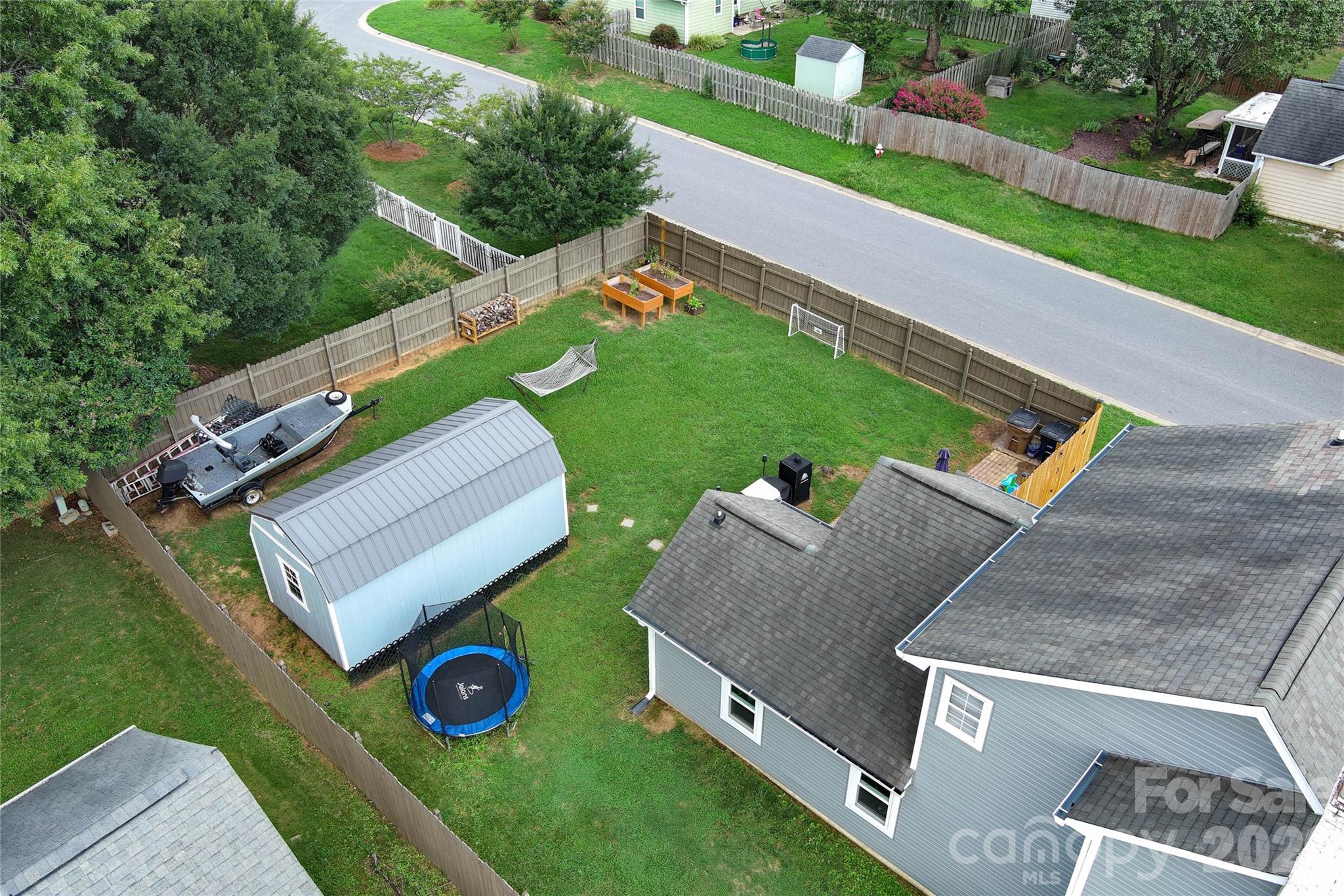5000 Morning Dew Lane Property Photo 3