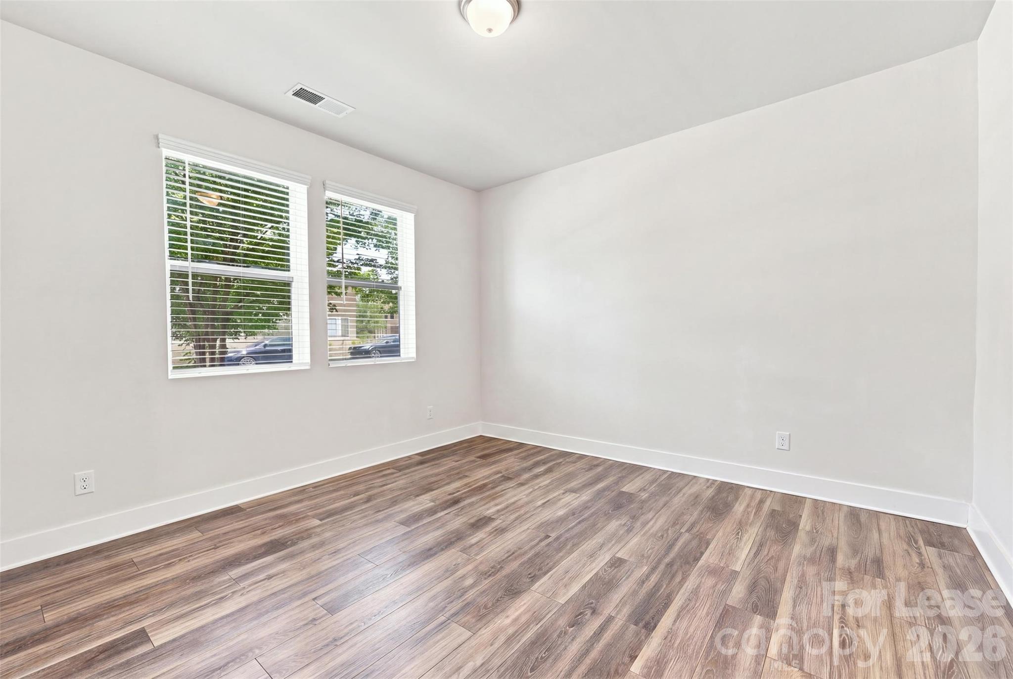 2321 Aria Park Drive Property Photo 4