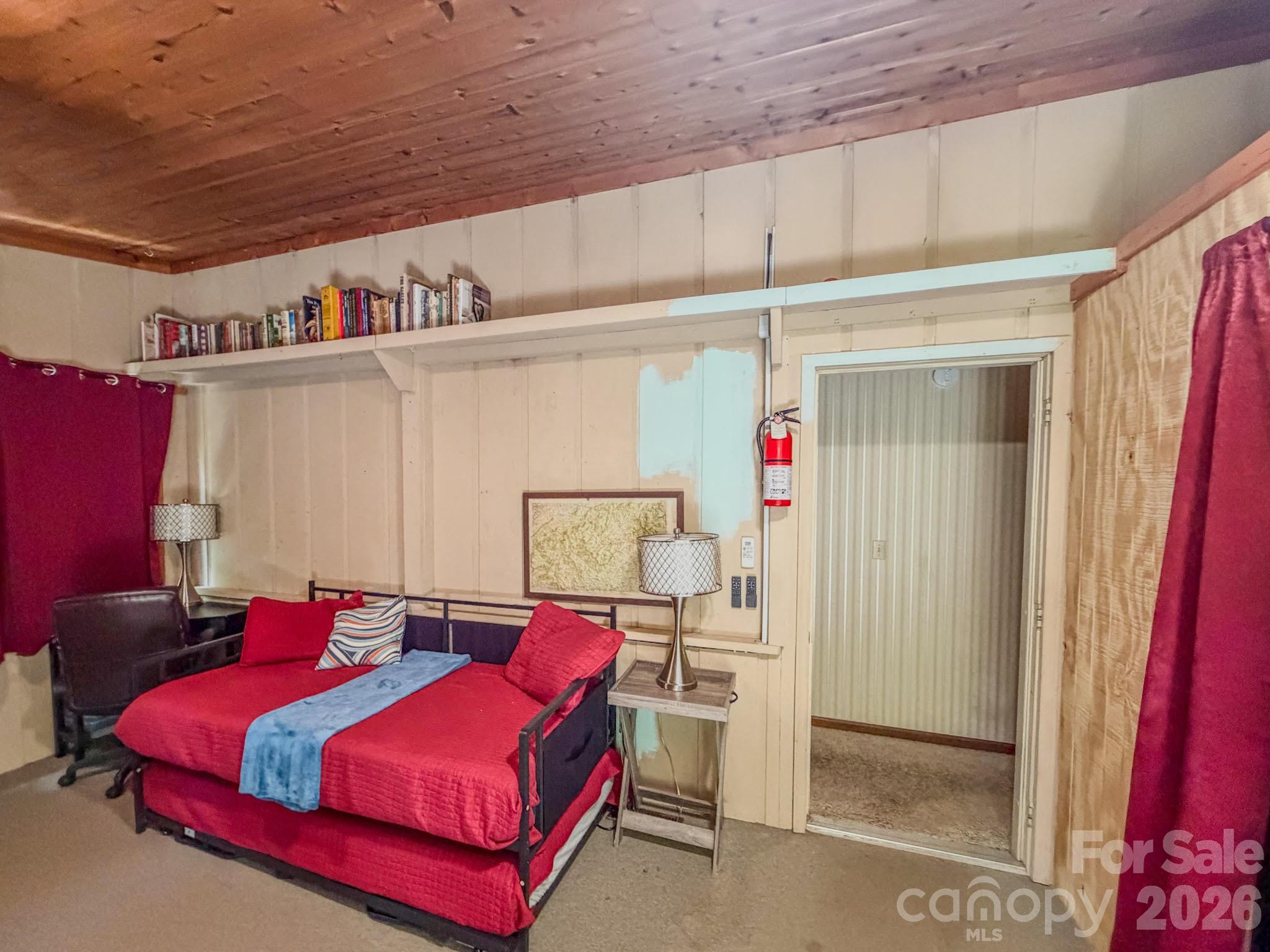 232 Island Creek Road Property Photo 7