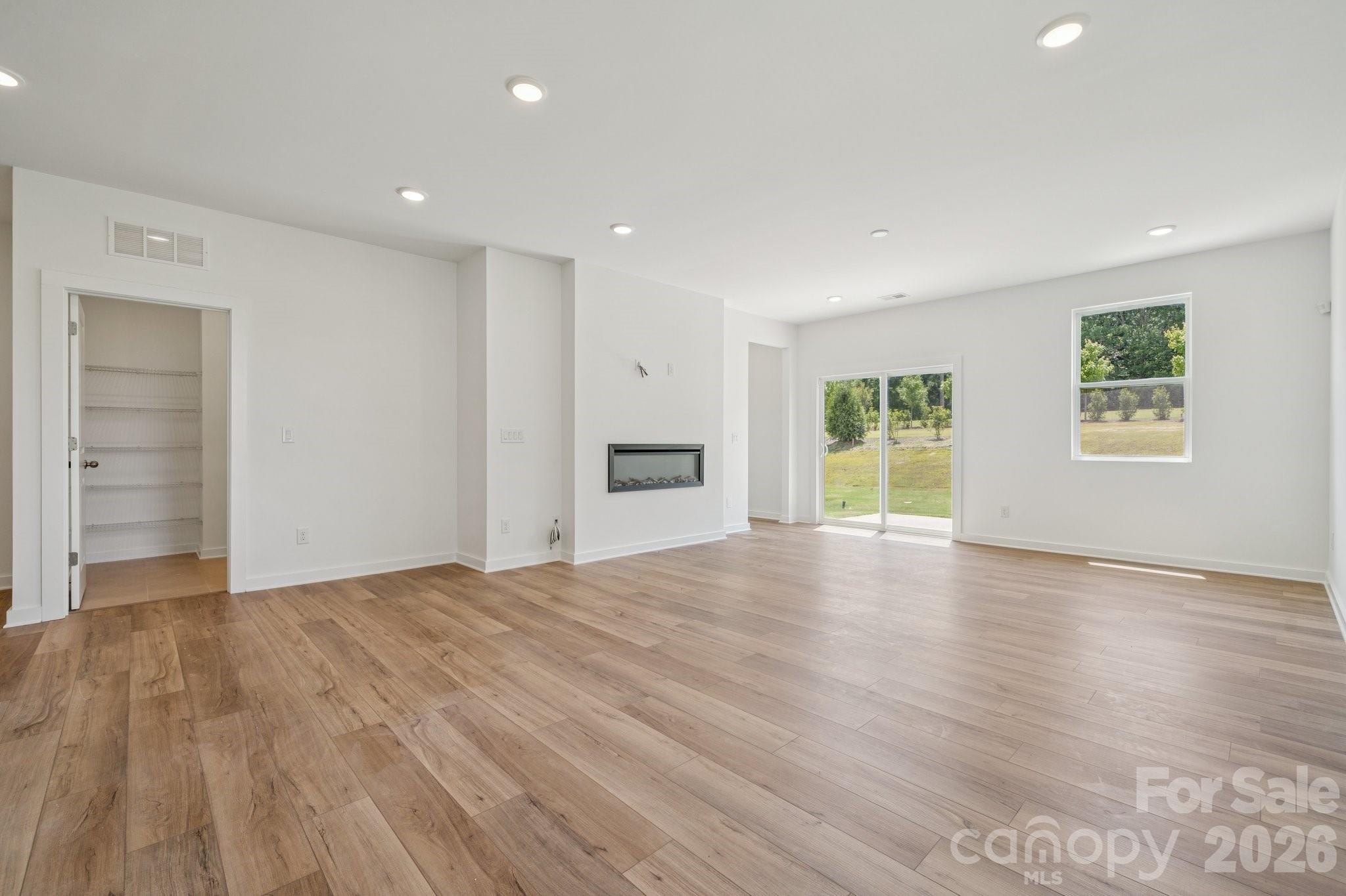 8067 Midas Lane Property Photo 12