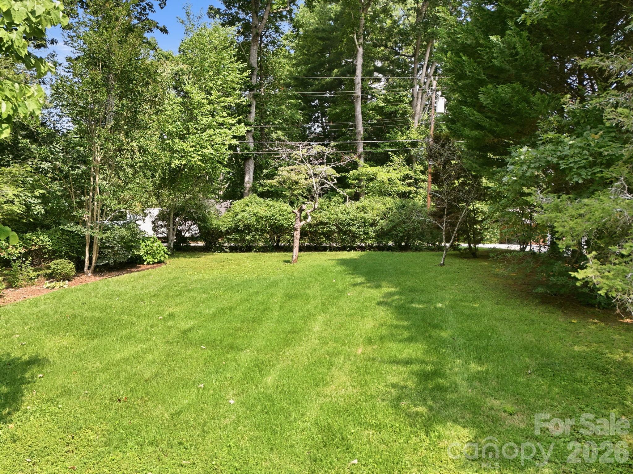 1925 Laurel Park Highway Property Photo 8