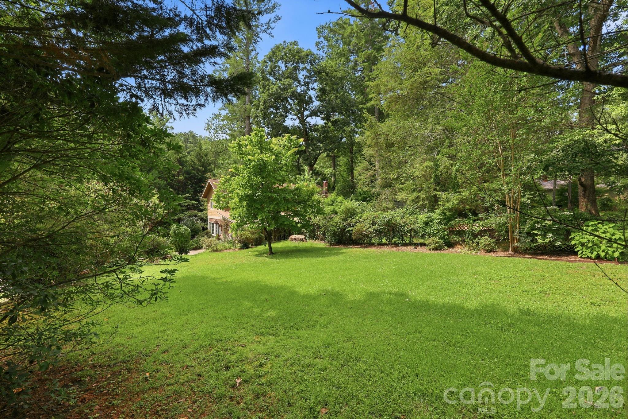 1925 Laurel Park Highway Property Photo 9