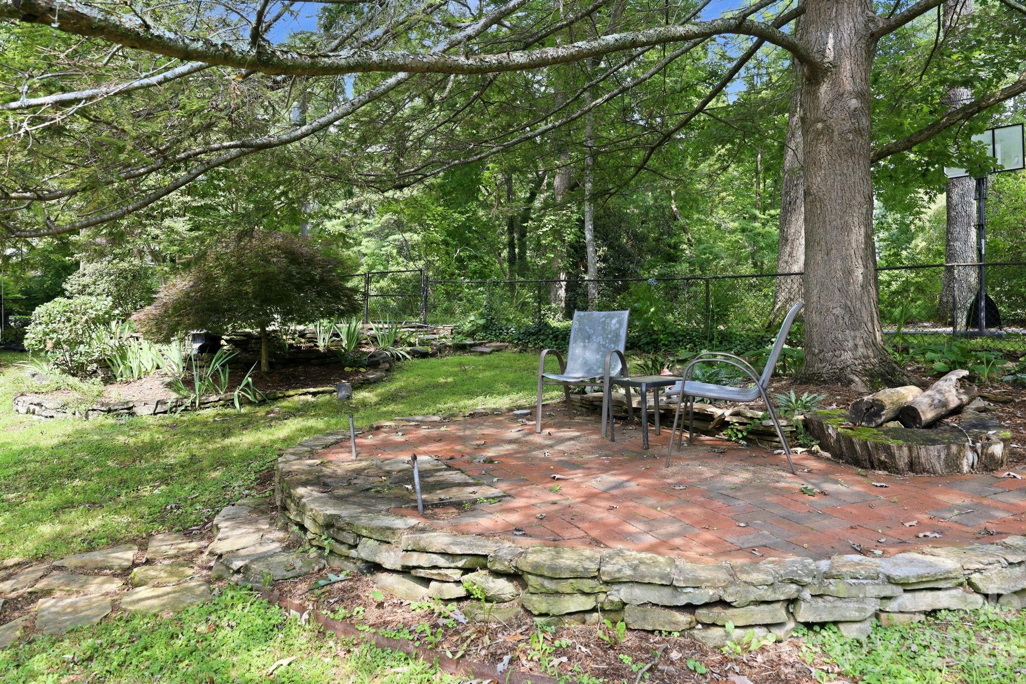 1925 Laurel Park Highway Property Photo 13