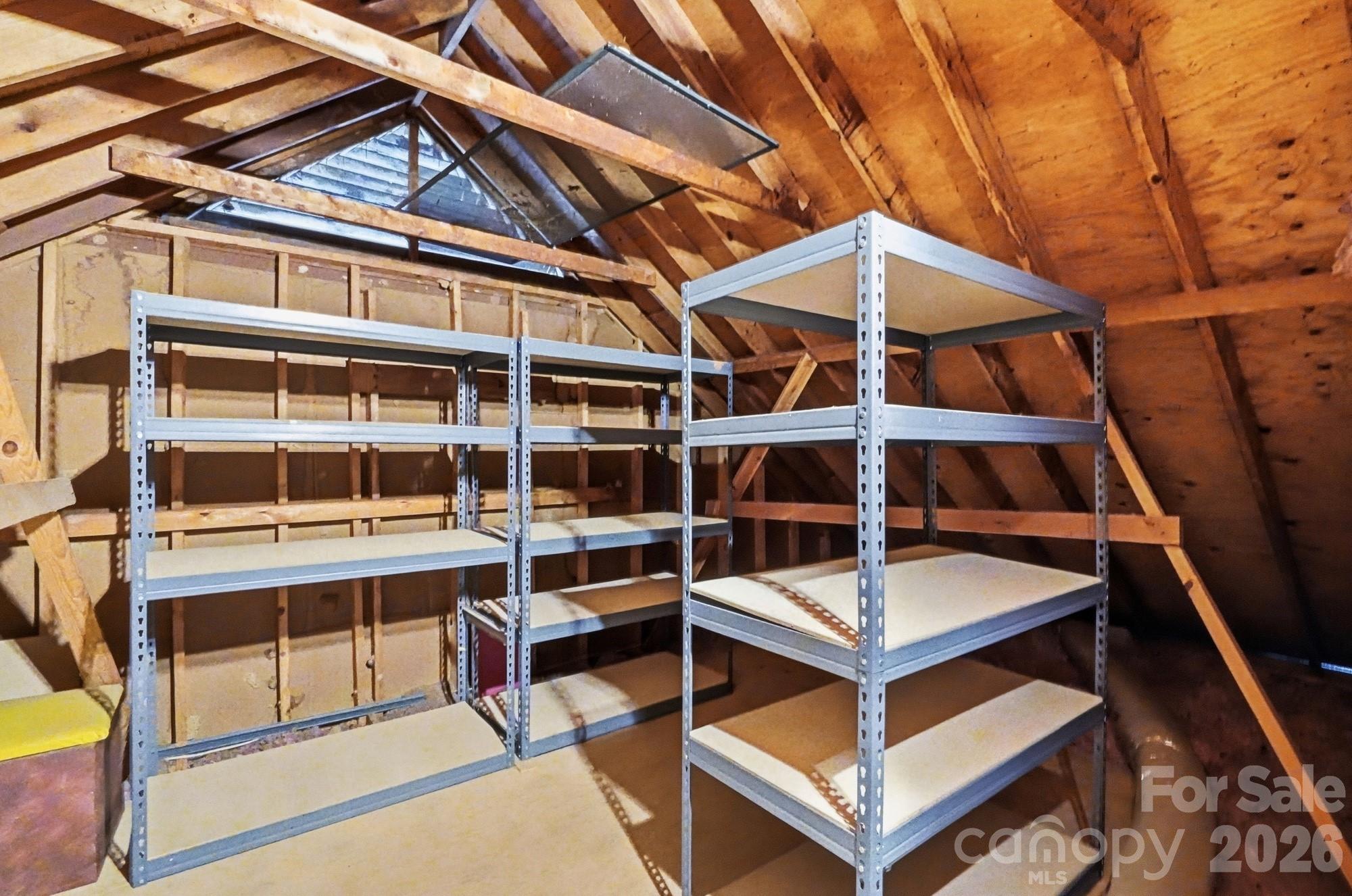 10211 Meadow Hollow Drive Property Photo 45