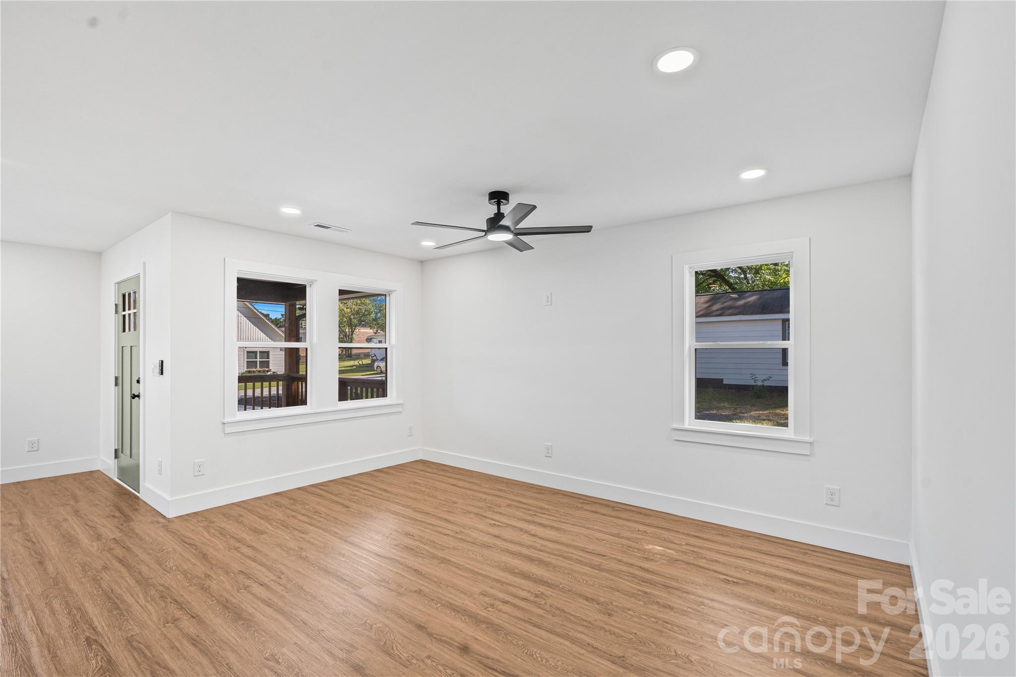 1407 Birch Street Property Photo 7