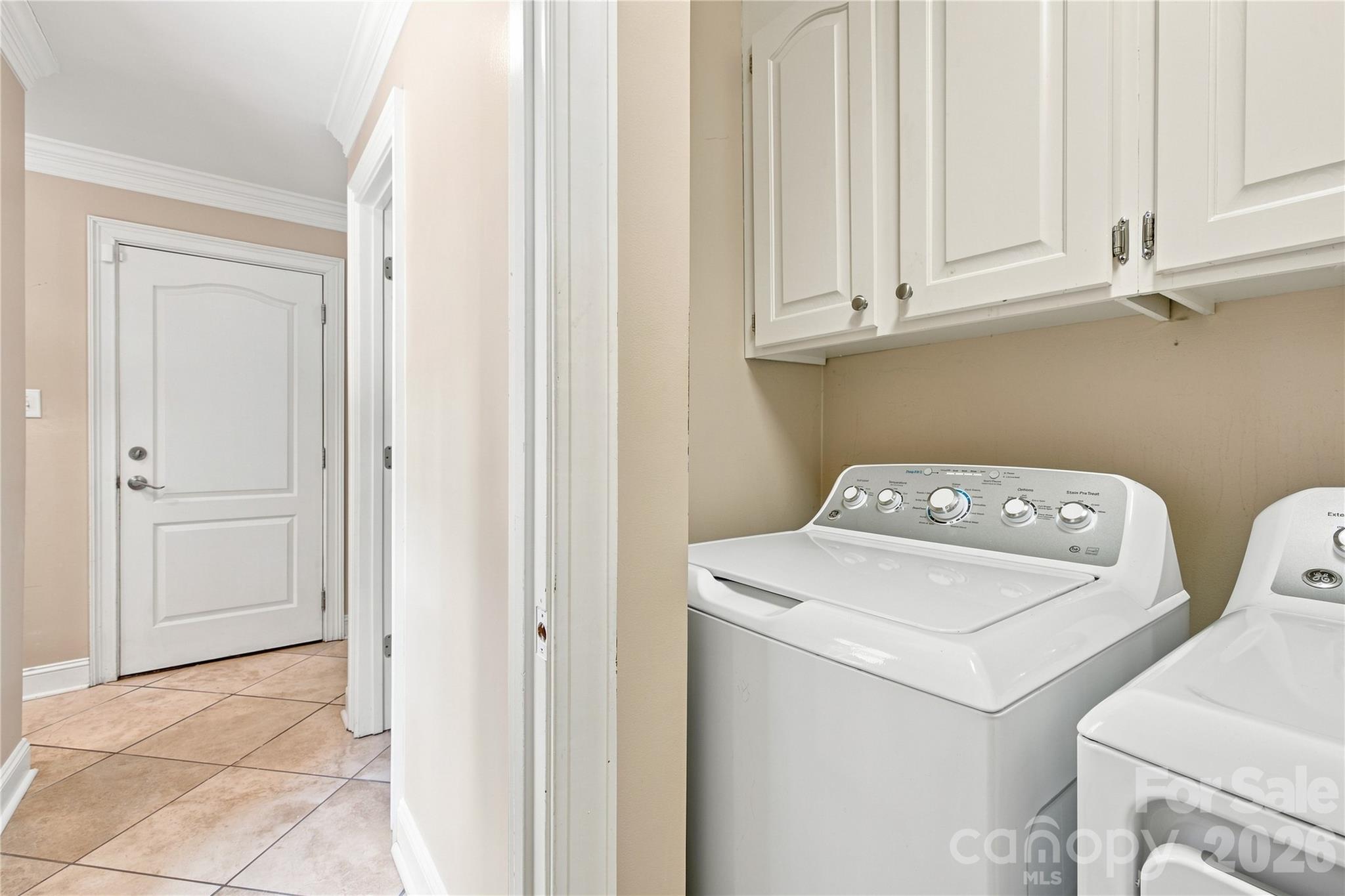 3906 Wandering Lane Property Photo 22
