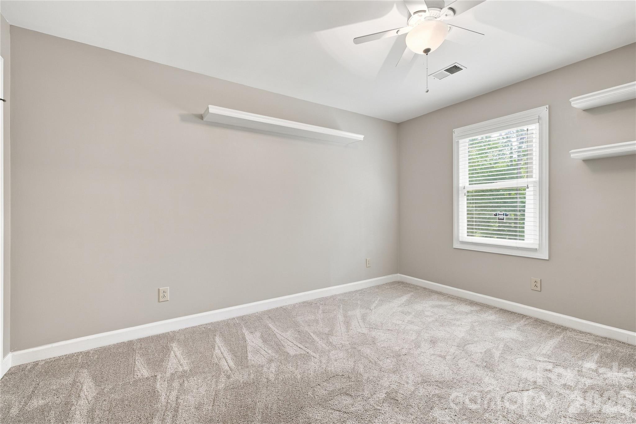 3906 Wandering Lane Property Photo 28