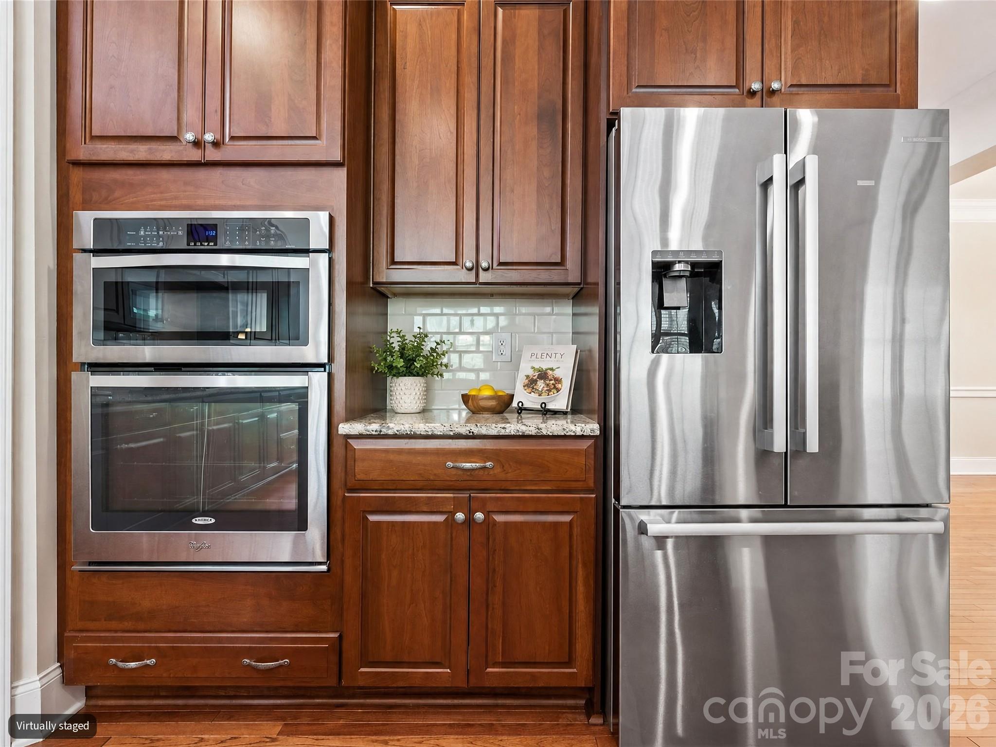 16826 Coves Edge Lane Property Photo 10