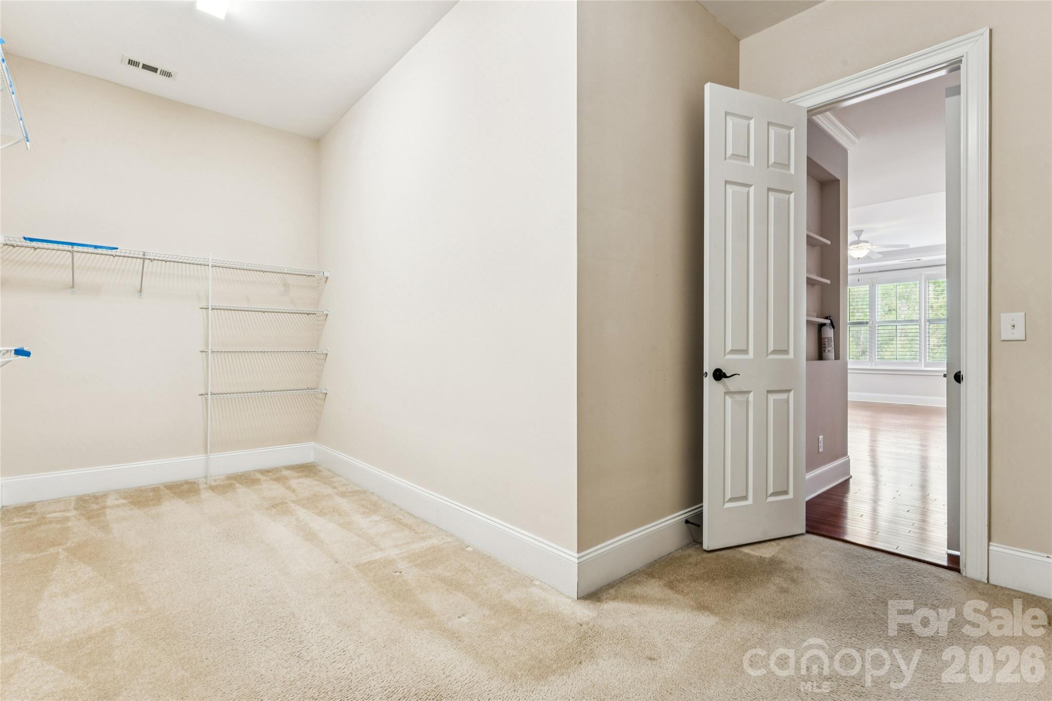 16826 Coves Edge Lane Property Photo 24
