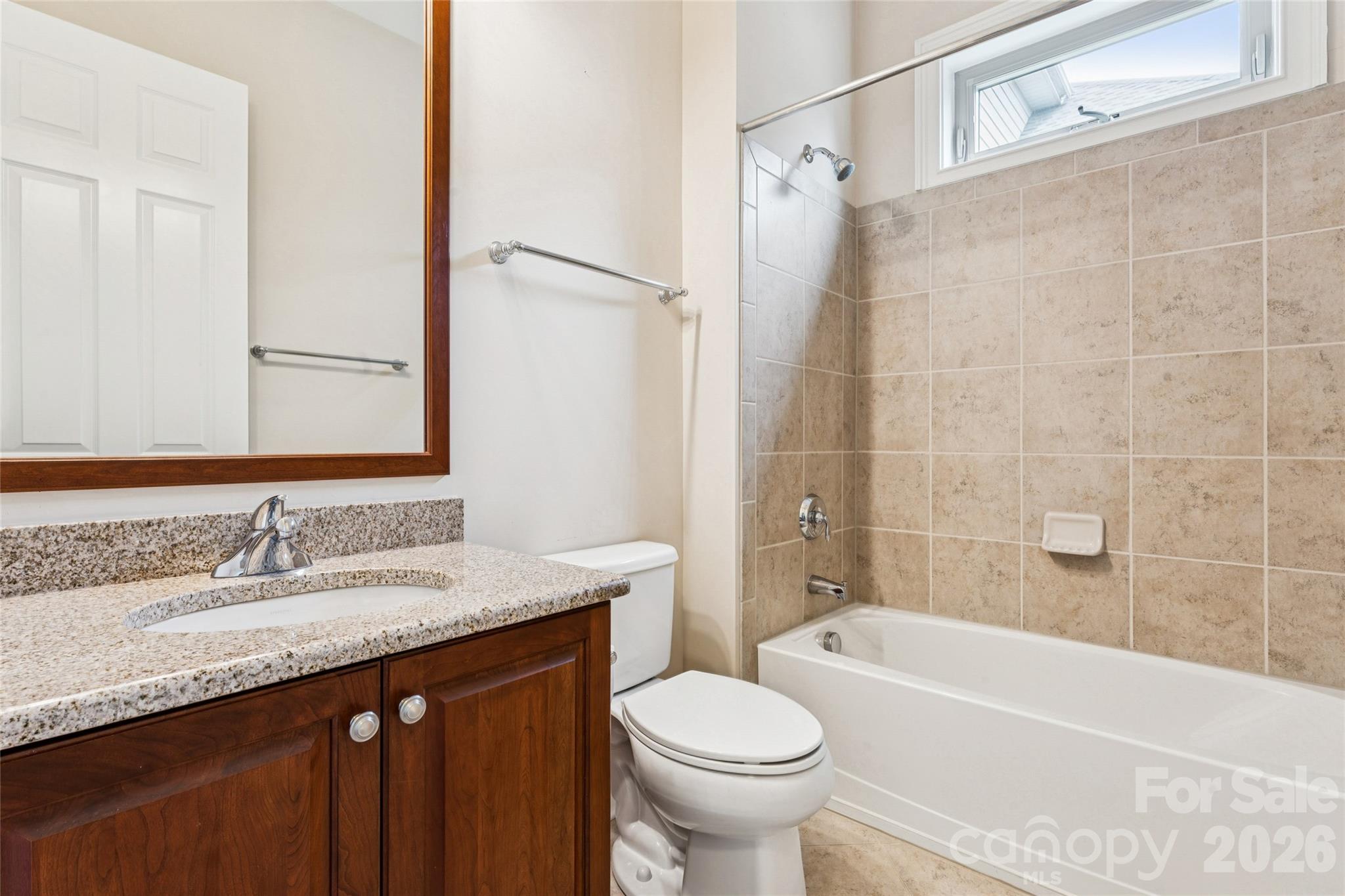 16826 Coves Edge Lane Property Photo 29