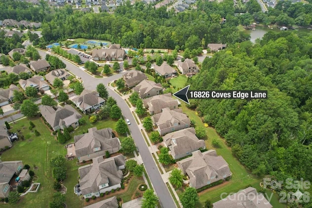 16826 Coves Edge Lane Property Photo 38
