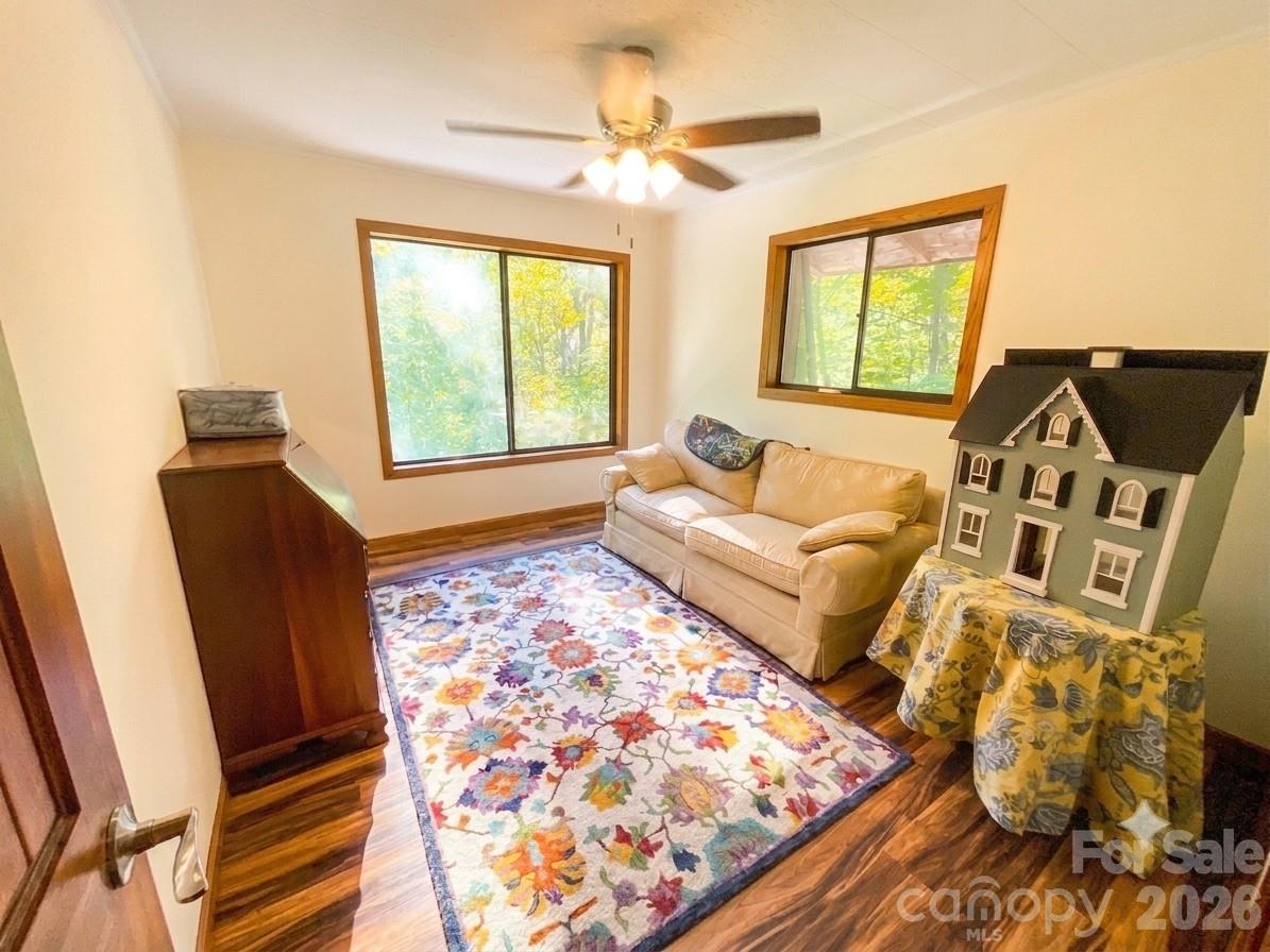 903 Winter Star Loop Property Photo 16