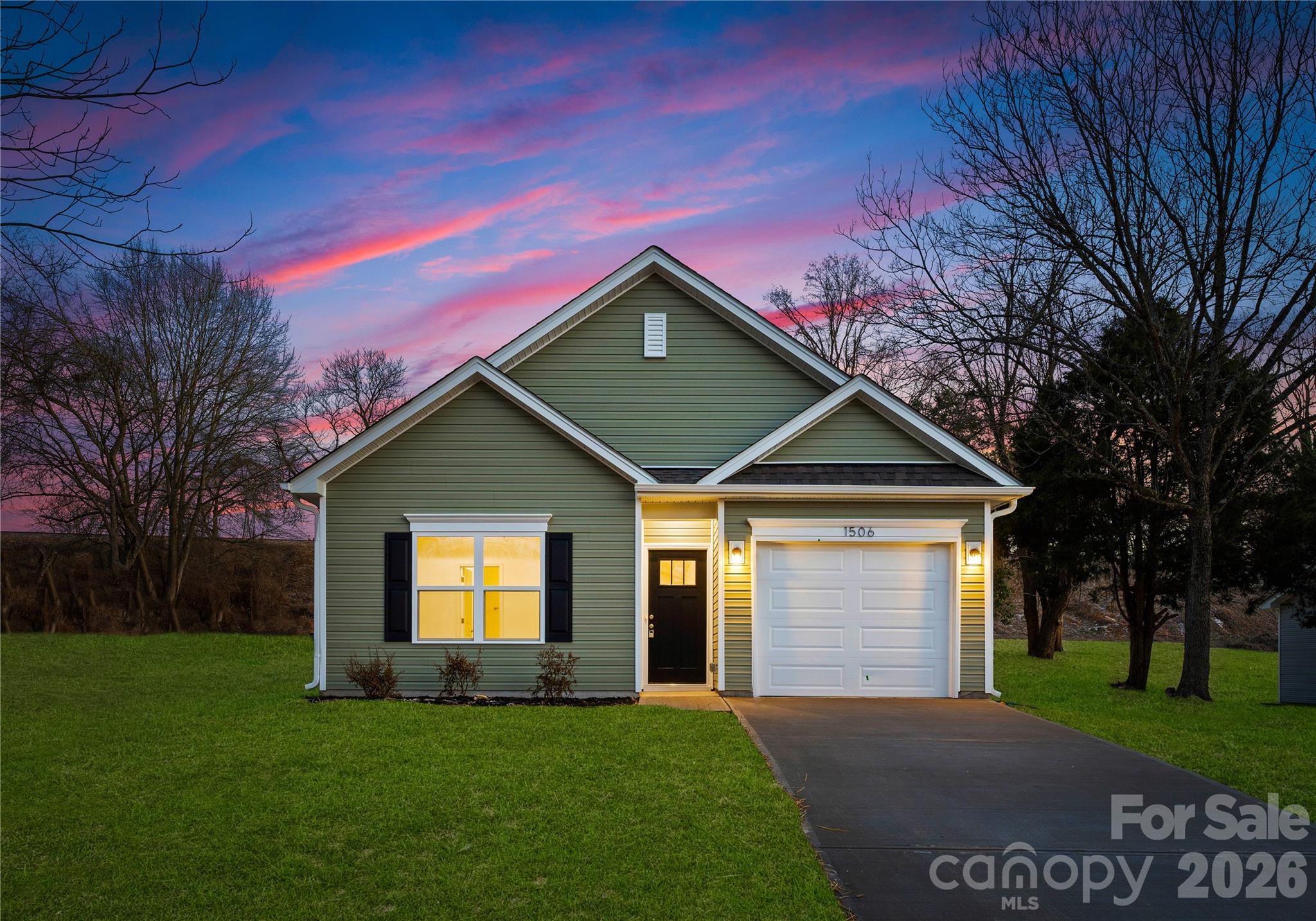 146 Hansard Drive Property Photo 1