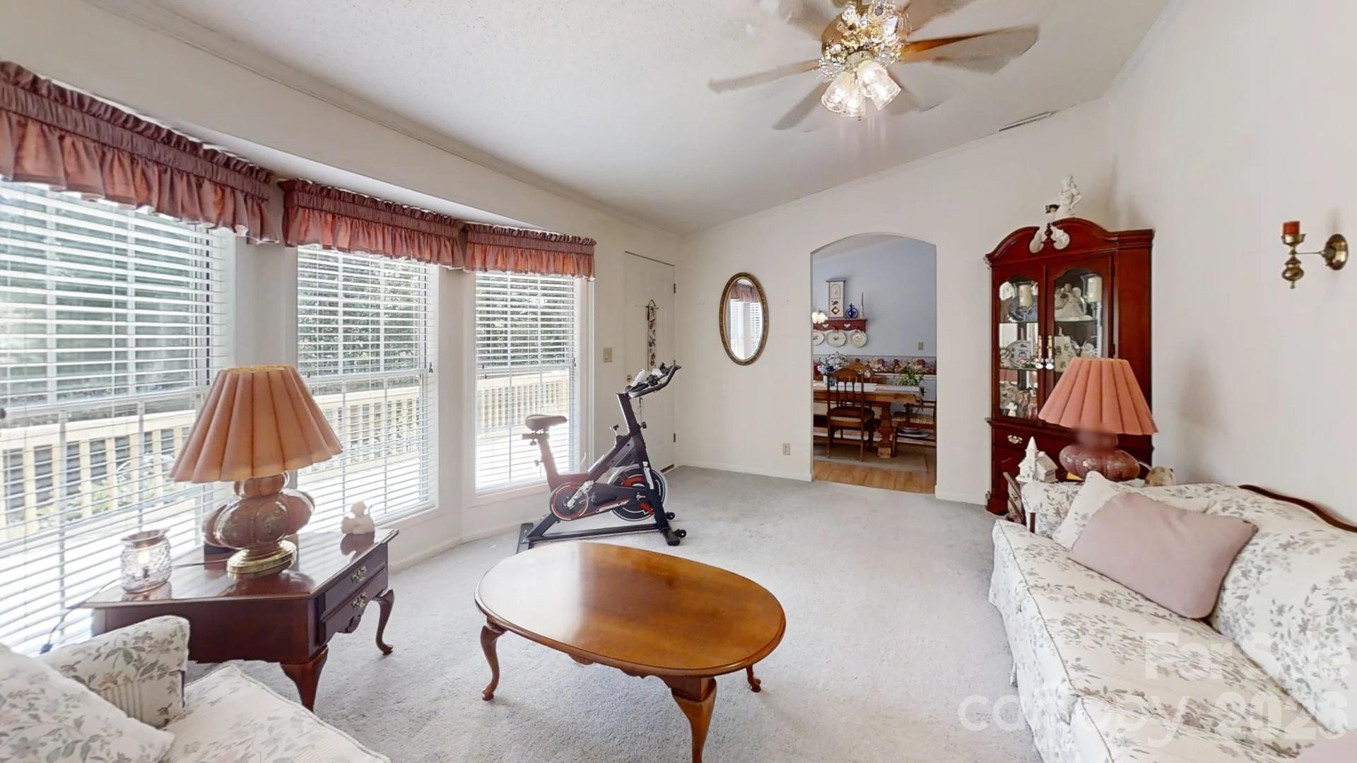 2172 Little Mountain Road Property Photo 3