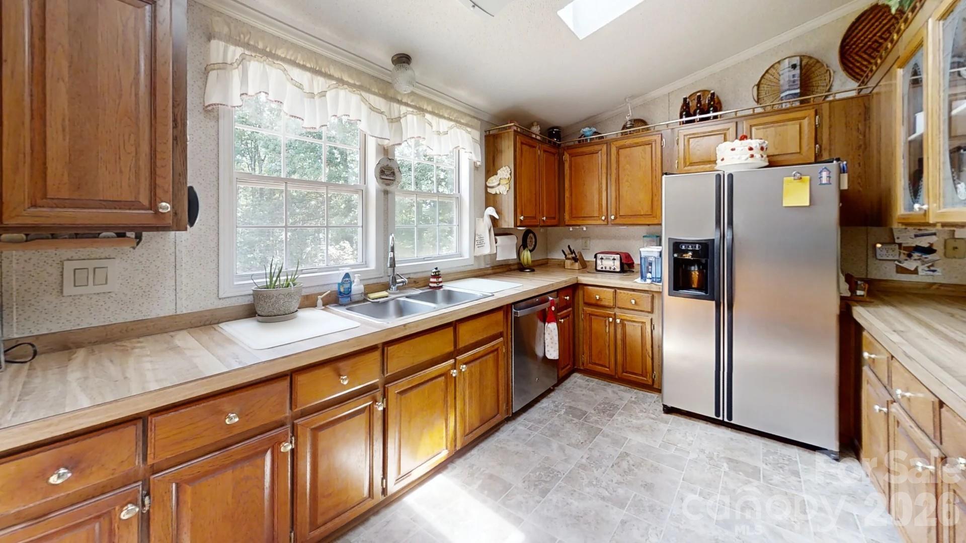 2172 Little Mountain Road Property Photo 5
