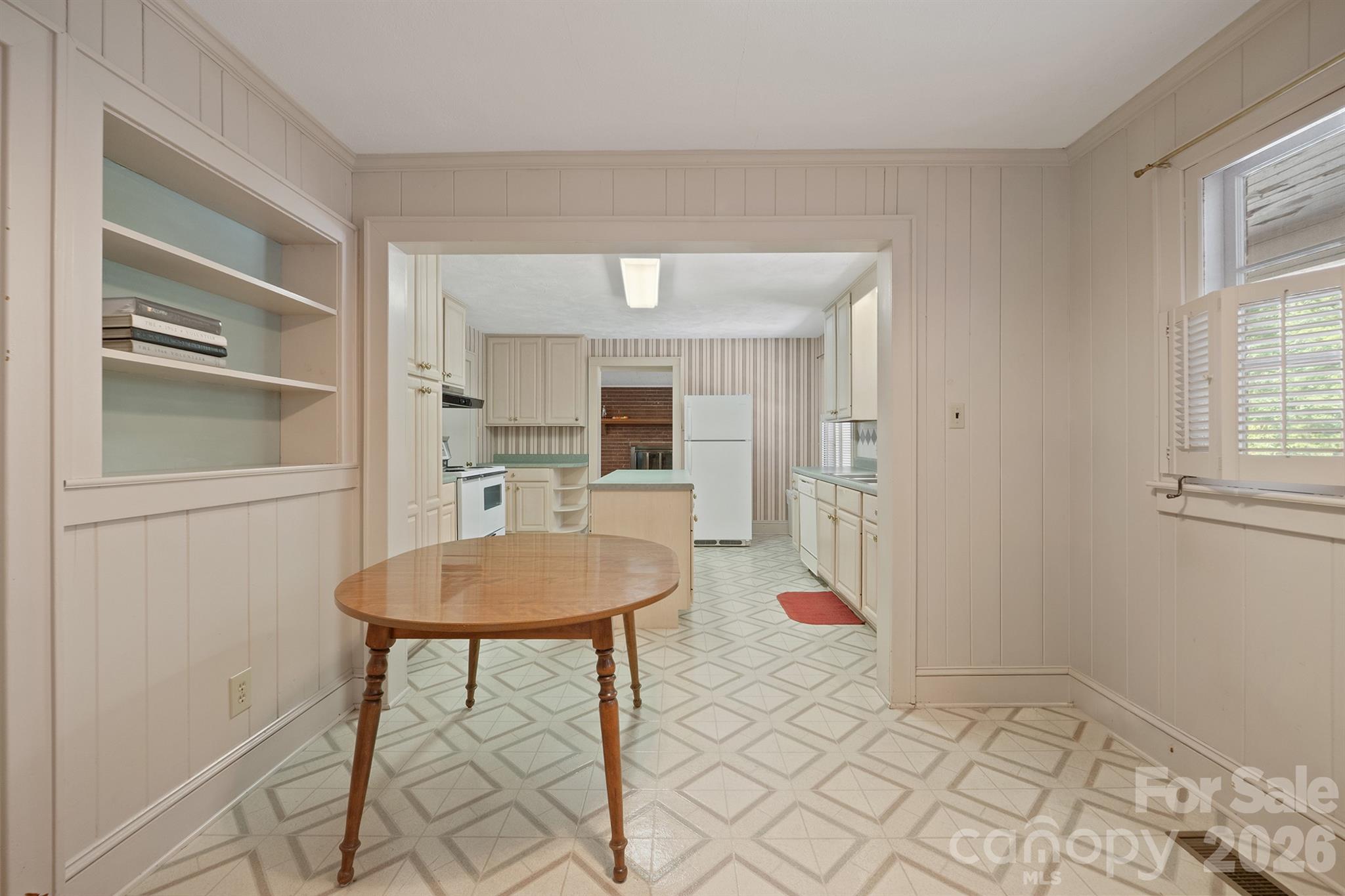 17 E Murray Street Property Photo 12