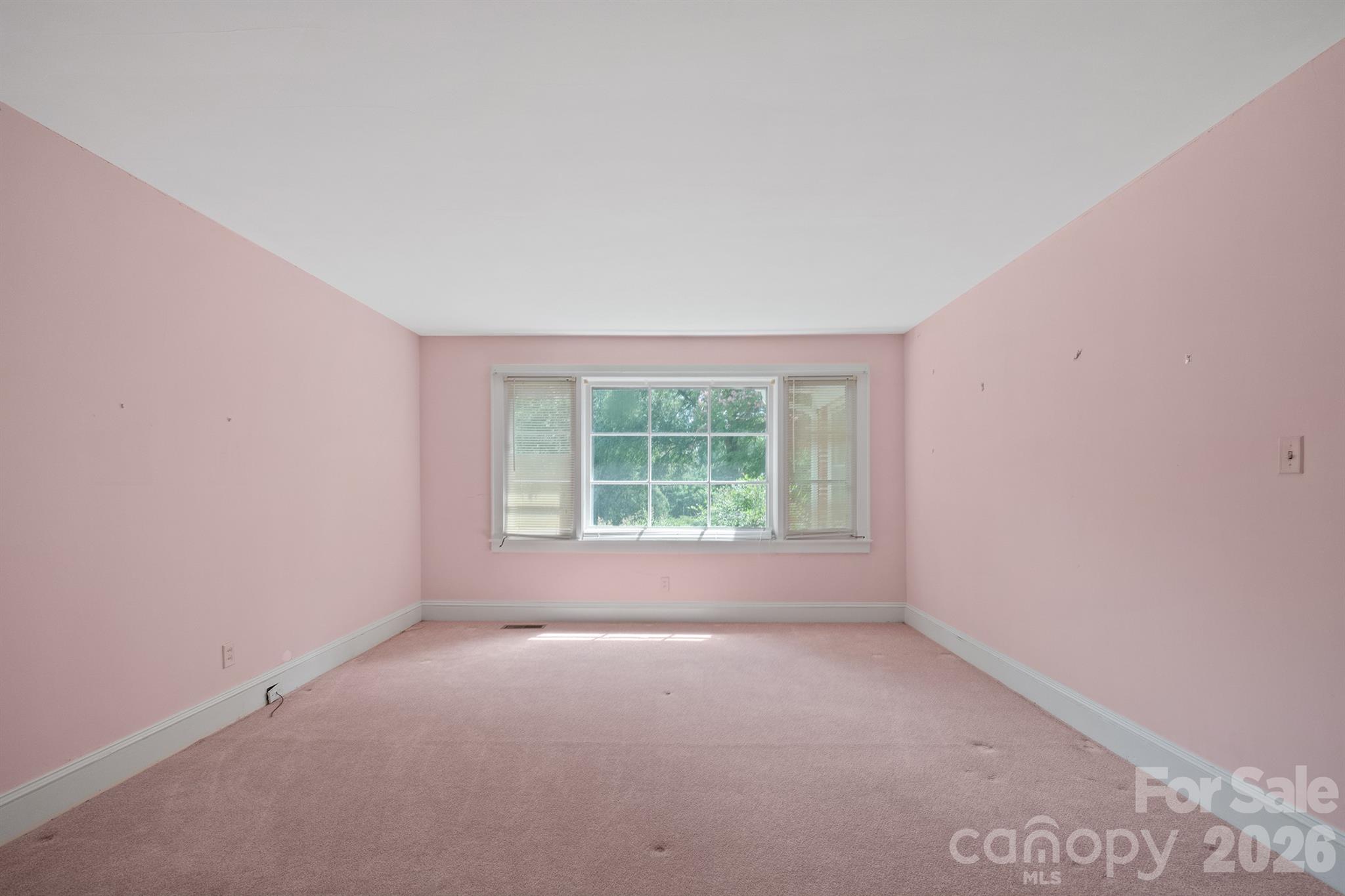 17 E Murray Street Property Photo 25