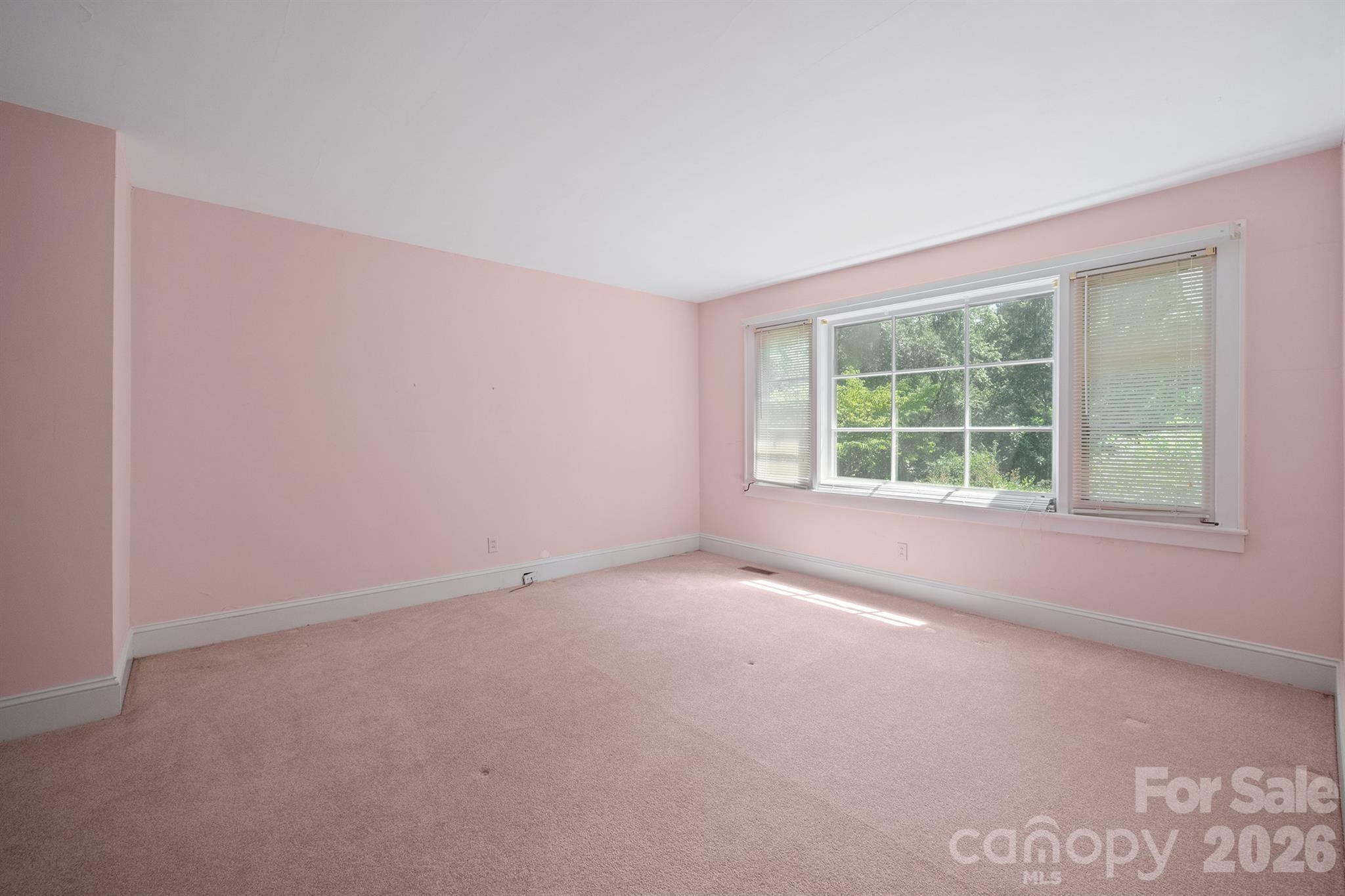 17 E Murray Street Property Photo 26