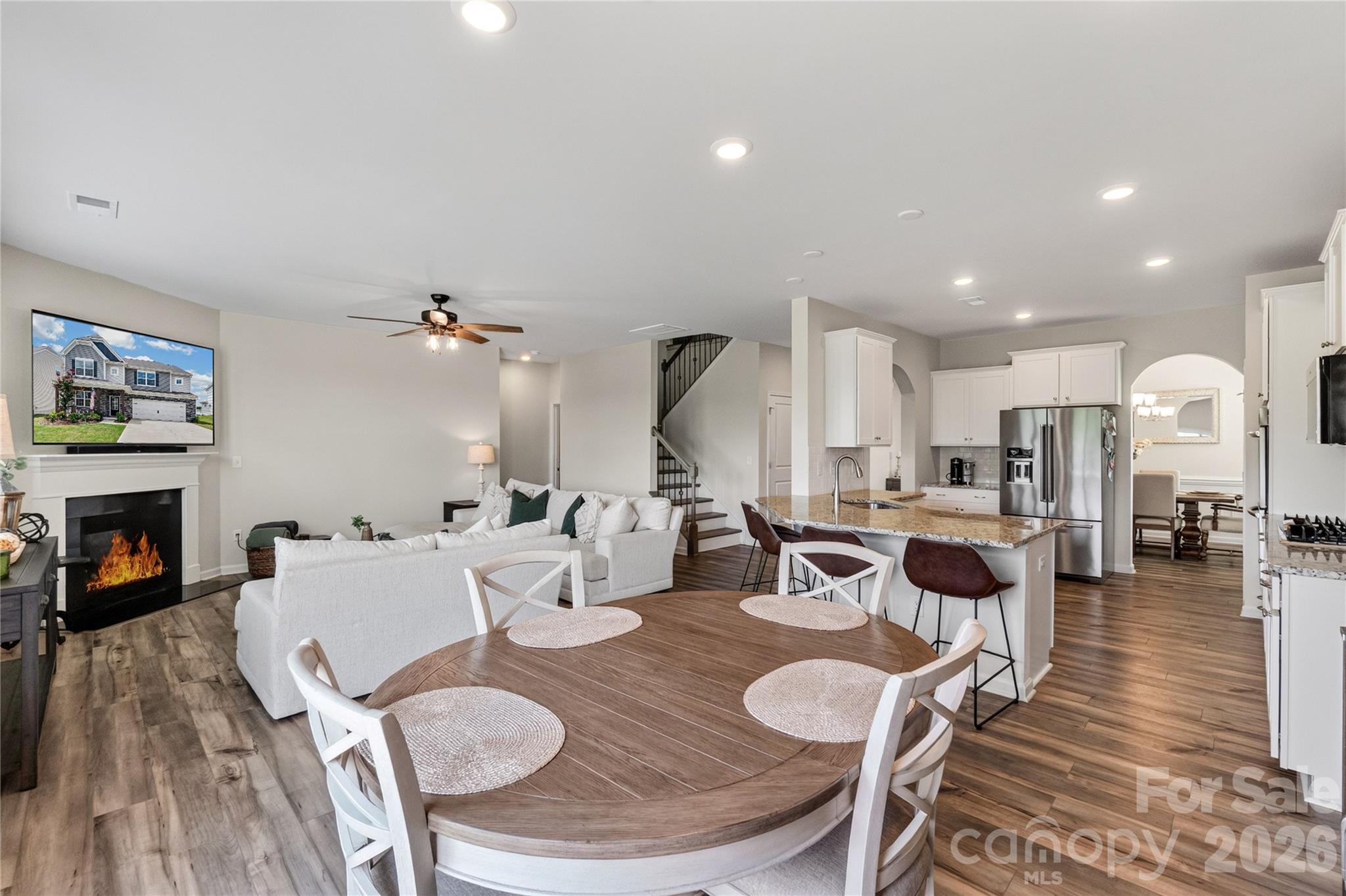 252 Kennerly Center Drive Property Photo 15