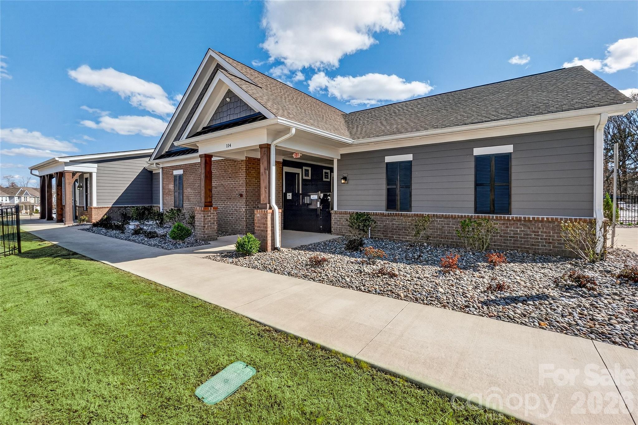 252 Kennerly Center Drive Property Photo 40