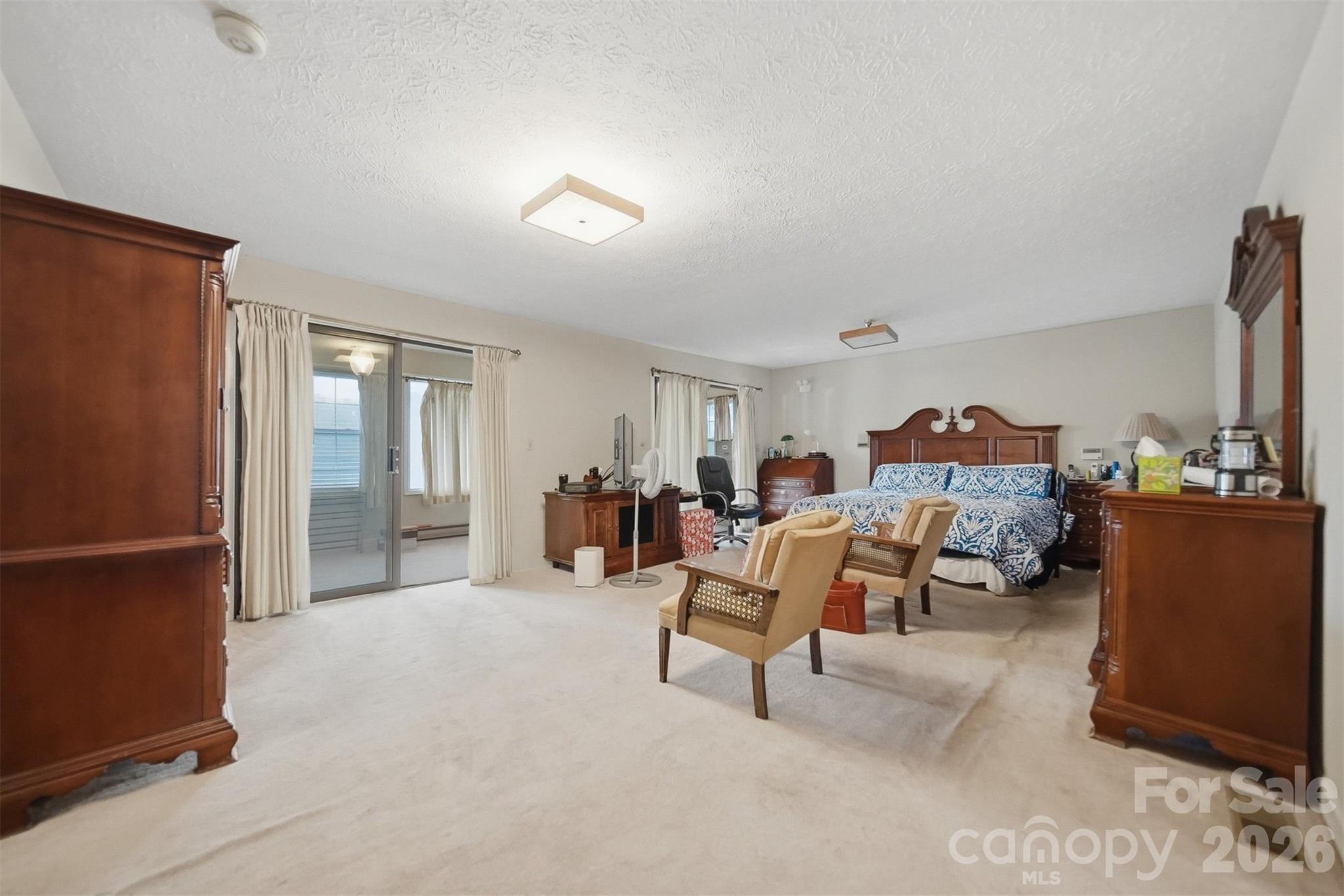 103 Castlegate Drive Property Photo 12