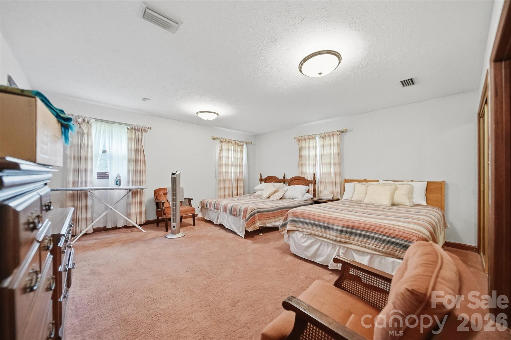 103 Castlegate Drive Property Photo 16