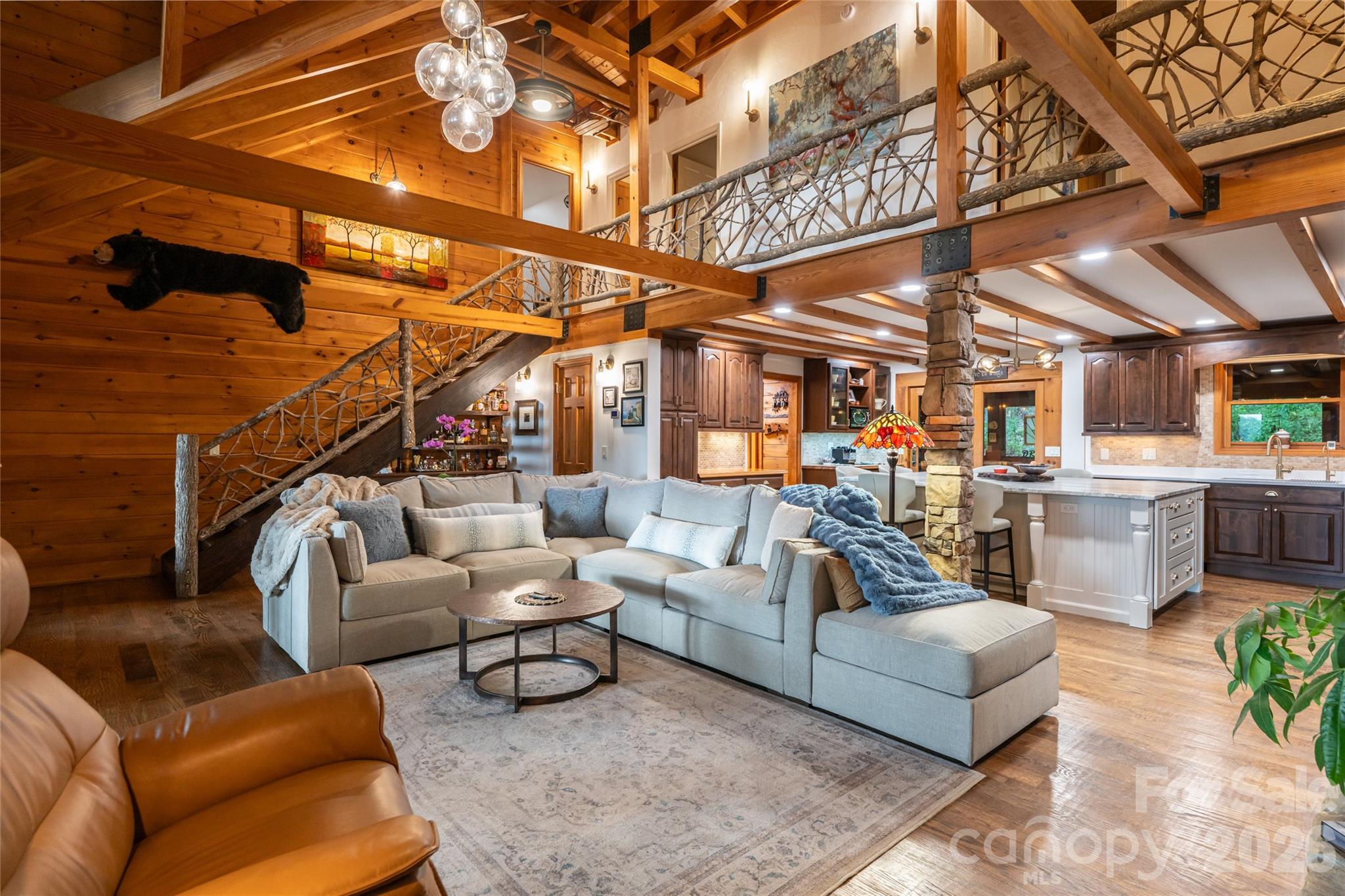 580 Flying Hawk Trail Property Photo 8
