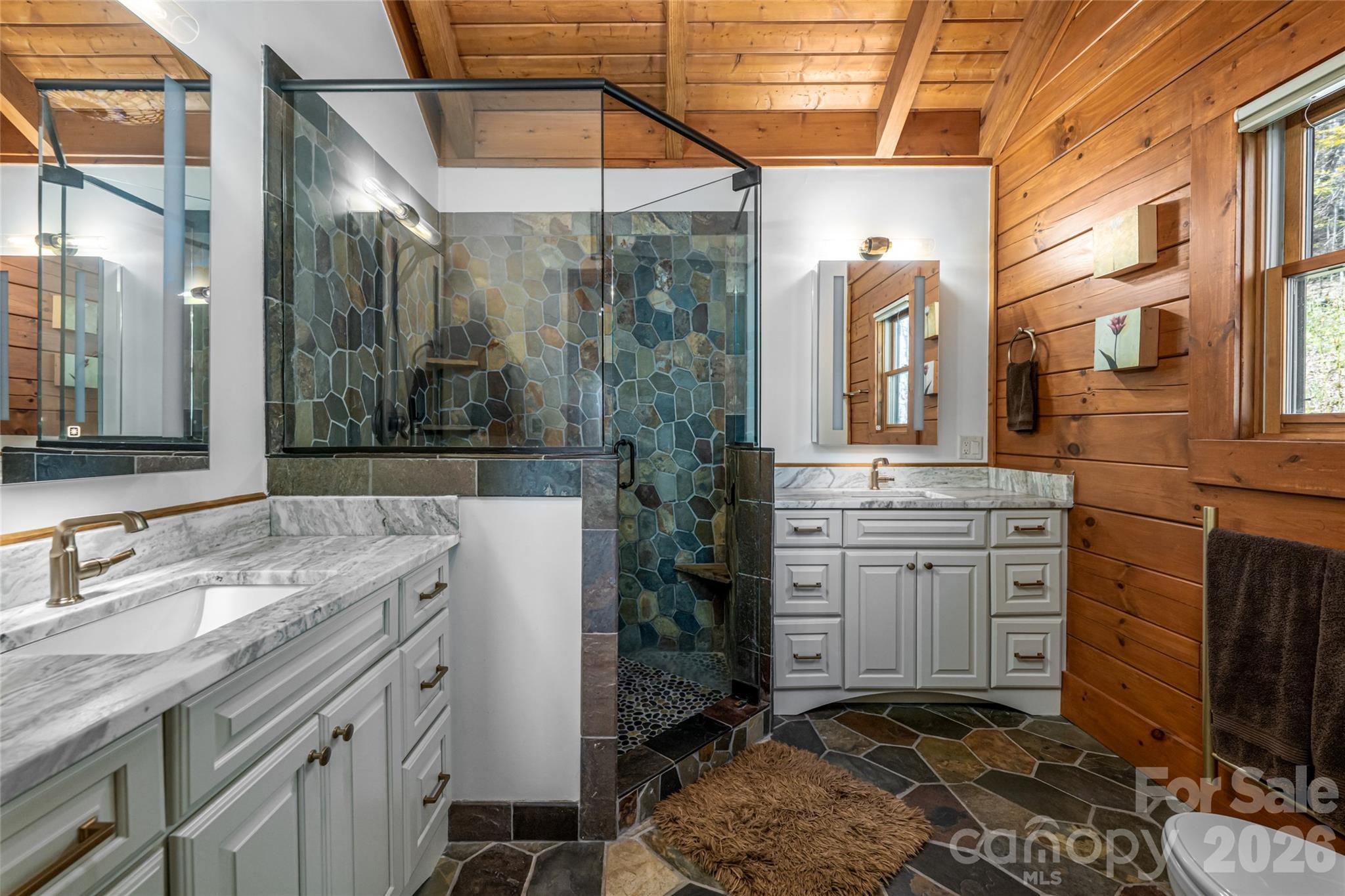 580 Flying Hawk Trail Property Photo 20