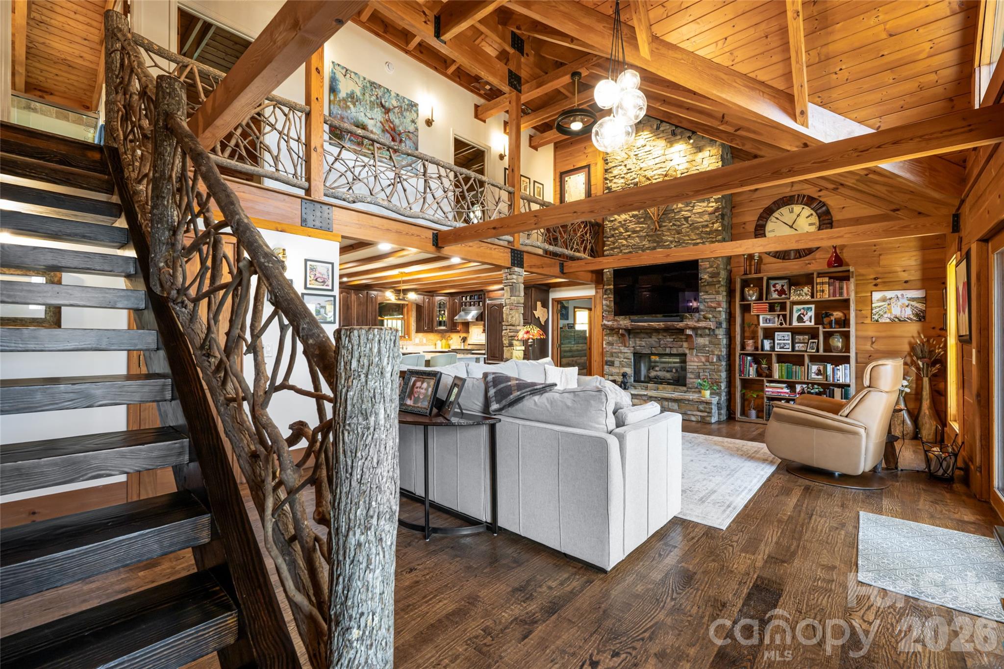 580 Flying Hawk Trail Property Photo 22