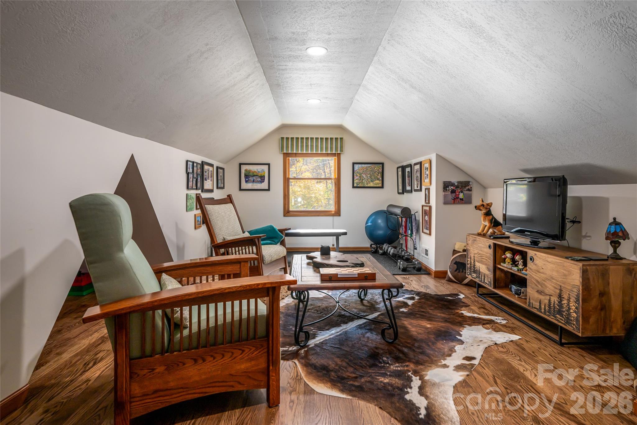 580 Flying Hawk Trail Property Photo 28