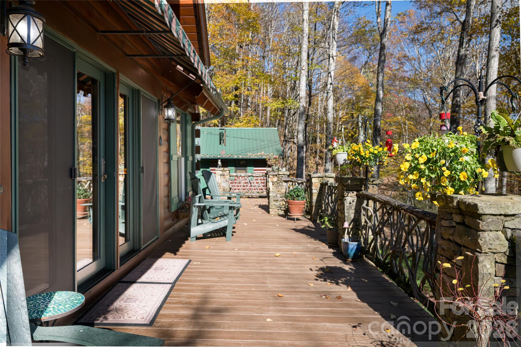 580 Flying Hawk Trail Property Photo 34