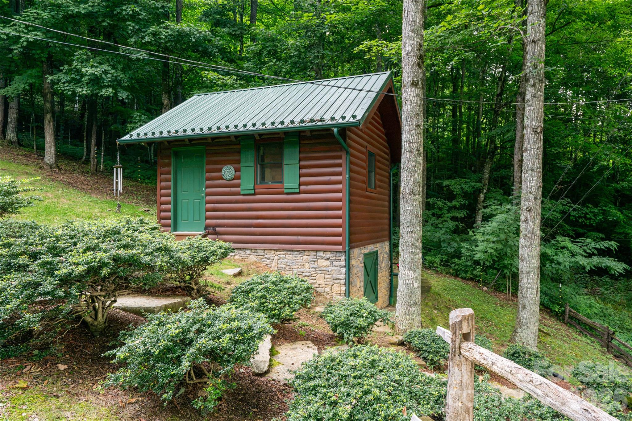 580 Flying Hawk Trail Property Photo 35