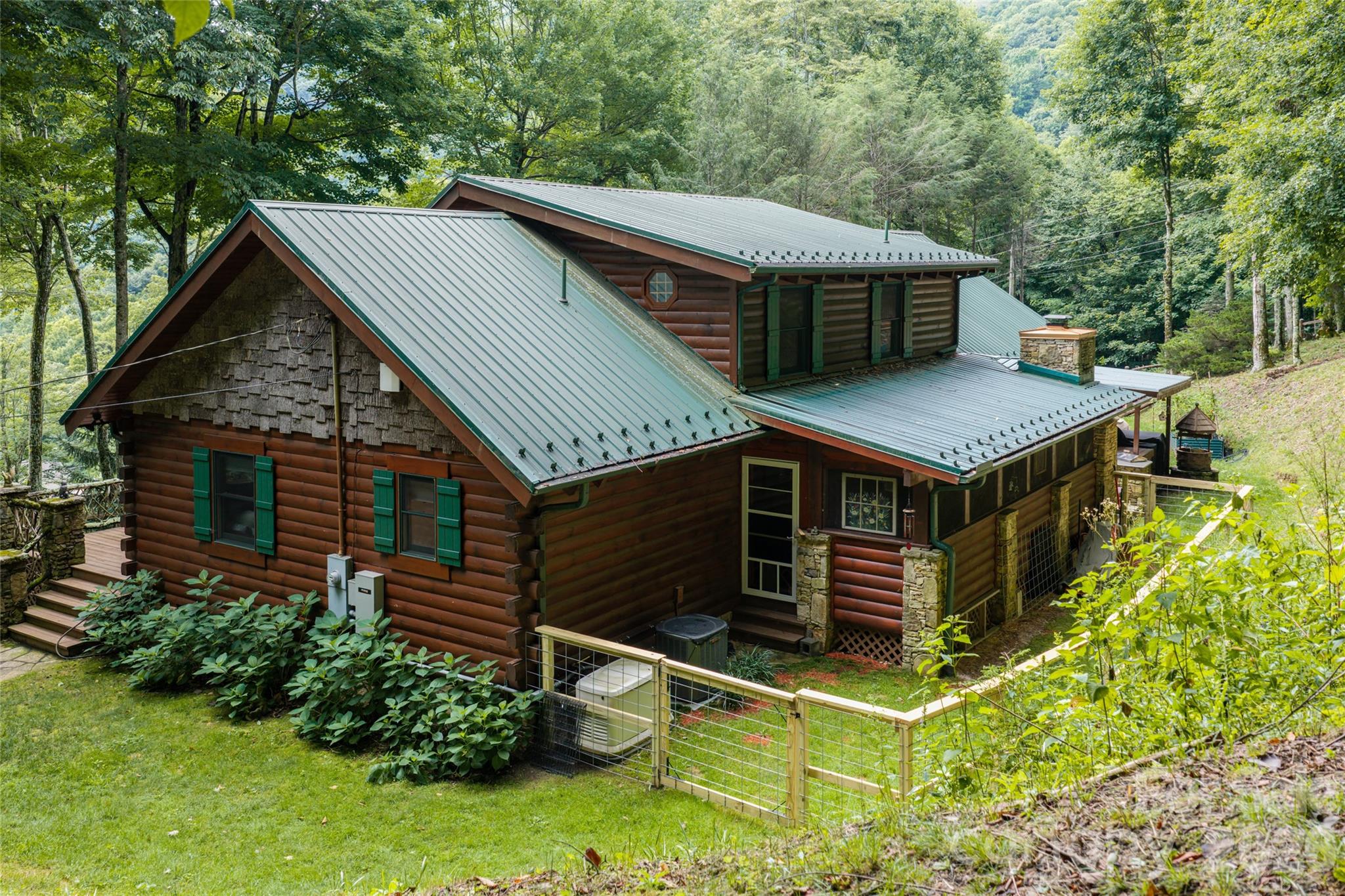 580 Flying Hawk Trail Property Photo 43