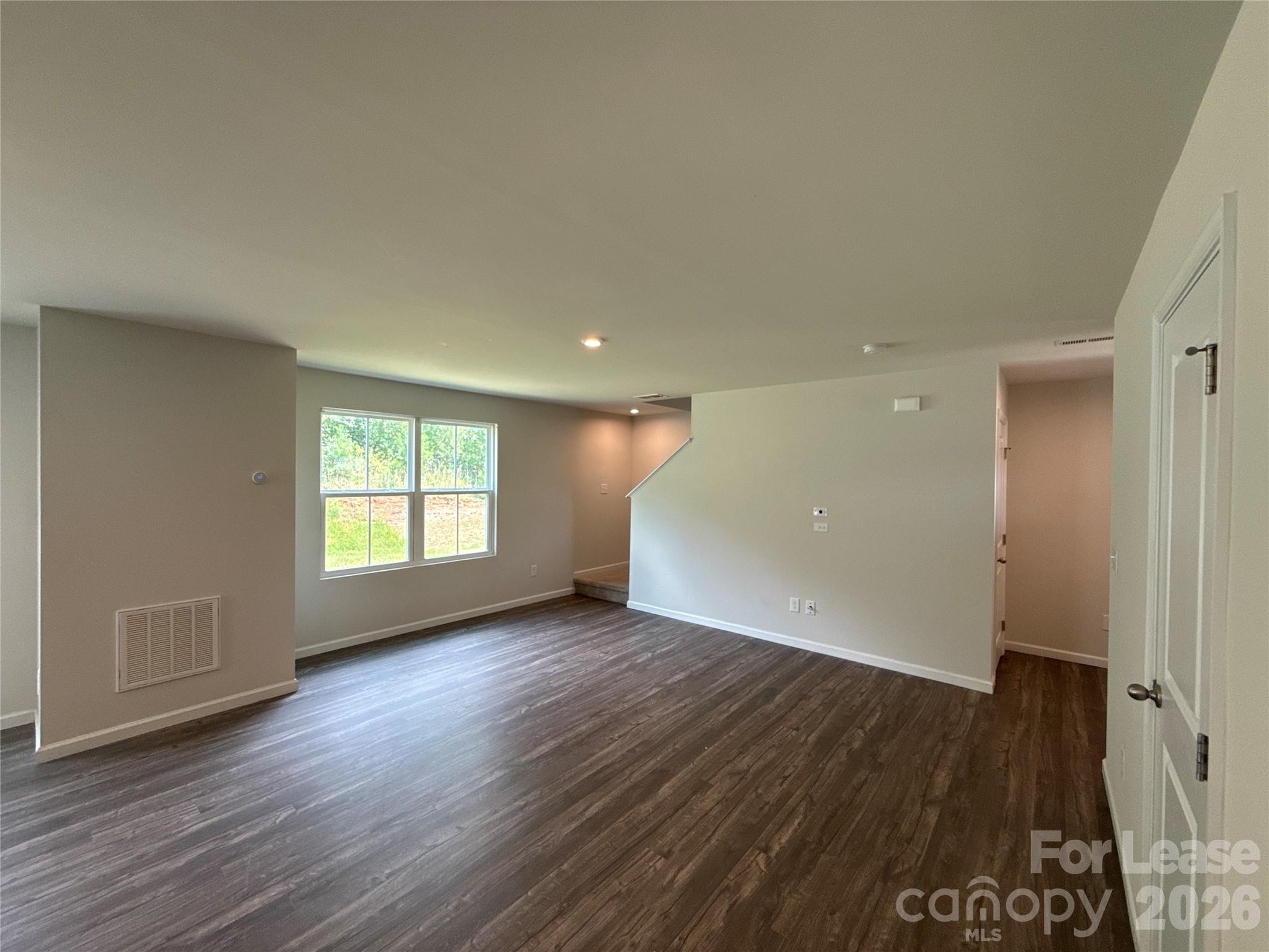4208 Bowline Drive Property Photo 3