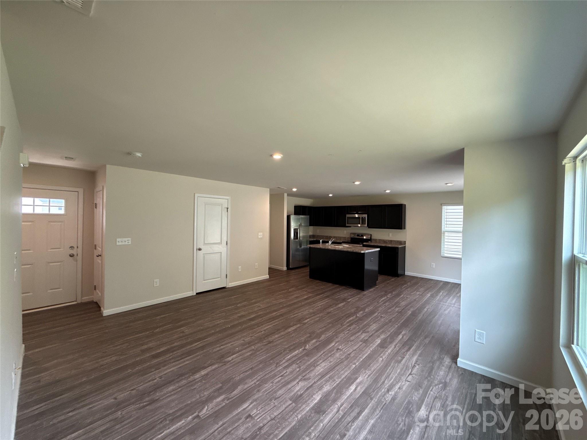 4208 Bowline Drive Property Photo 4