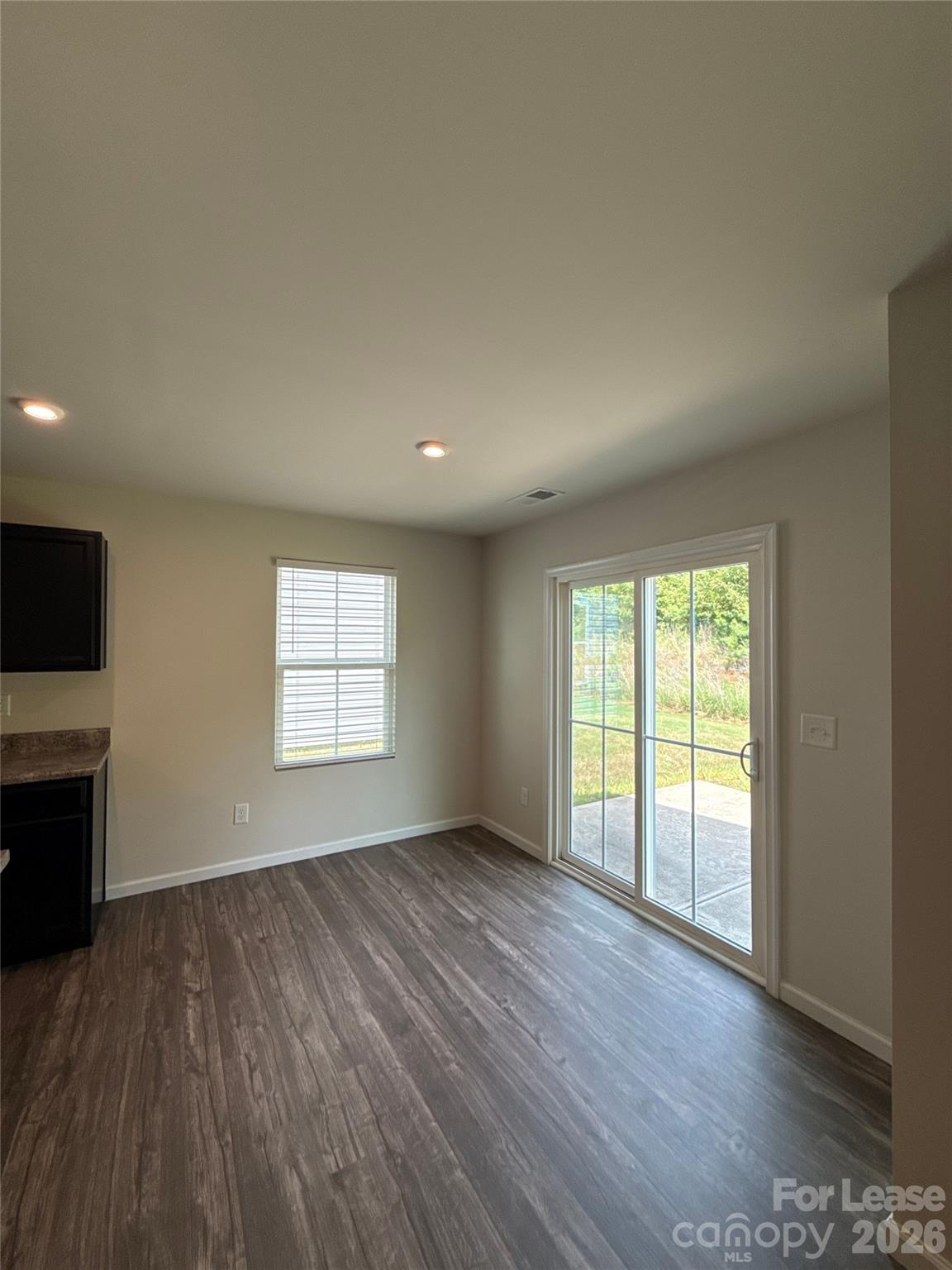 4208 Bowline Drive Property Photo 6