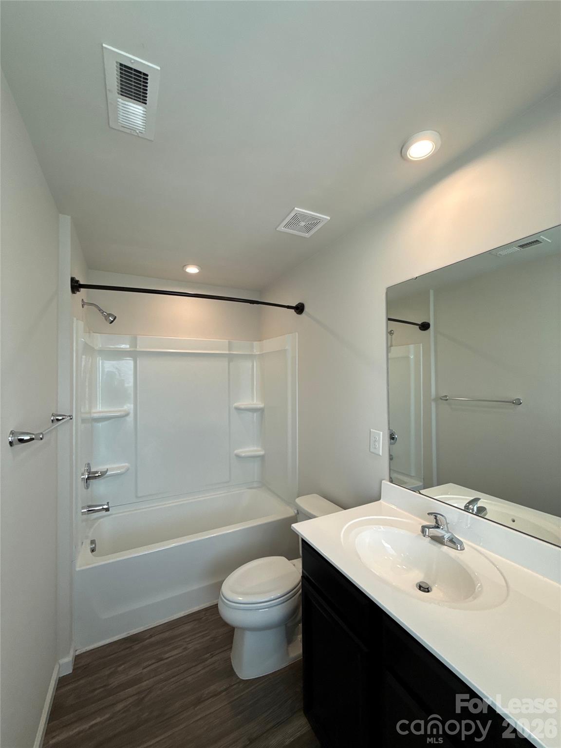 4208 Bowline Drive Property Photo 11