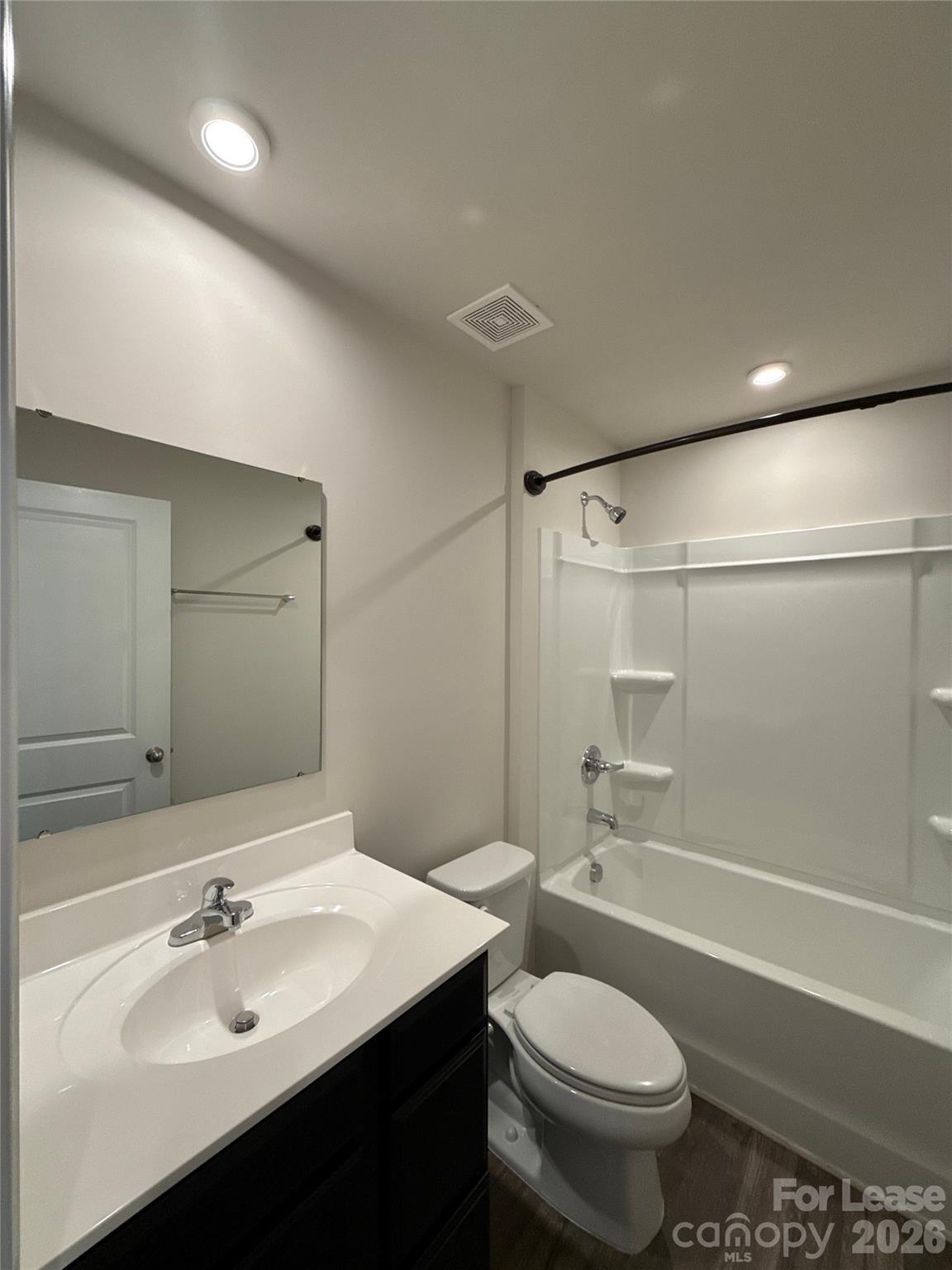 4208 Bowline Drive Property Photo 13