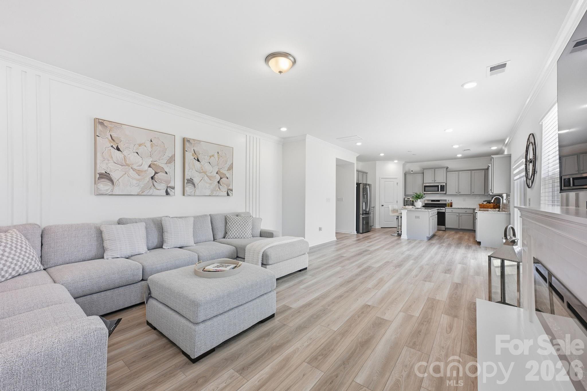 2062 Van Buren Road Property Photo 13