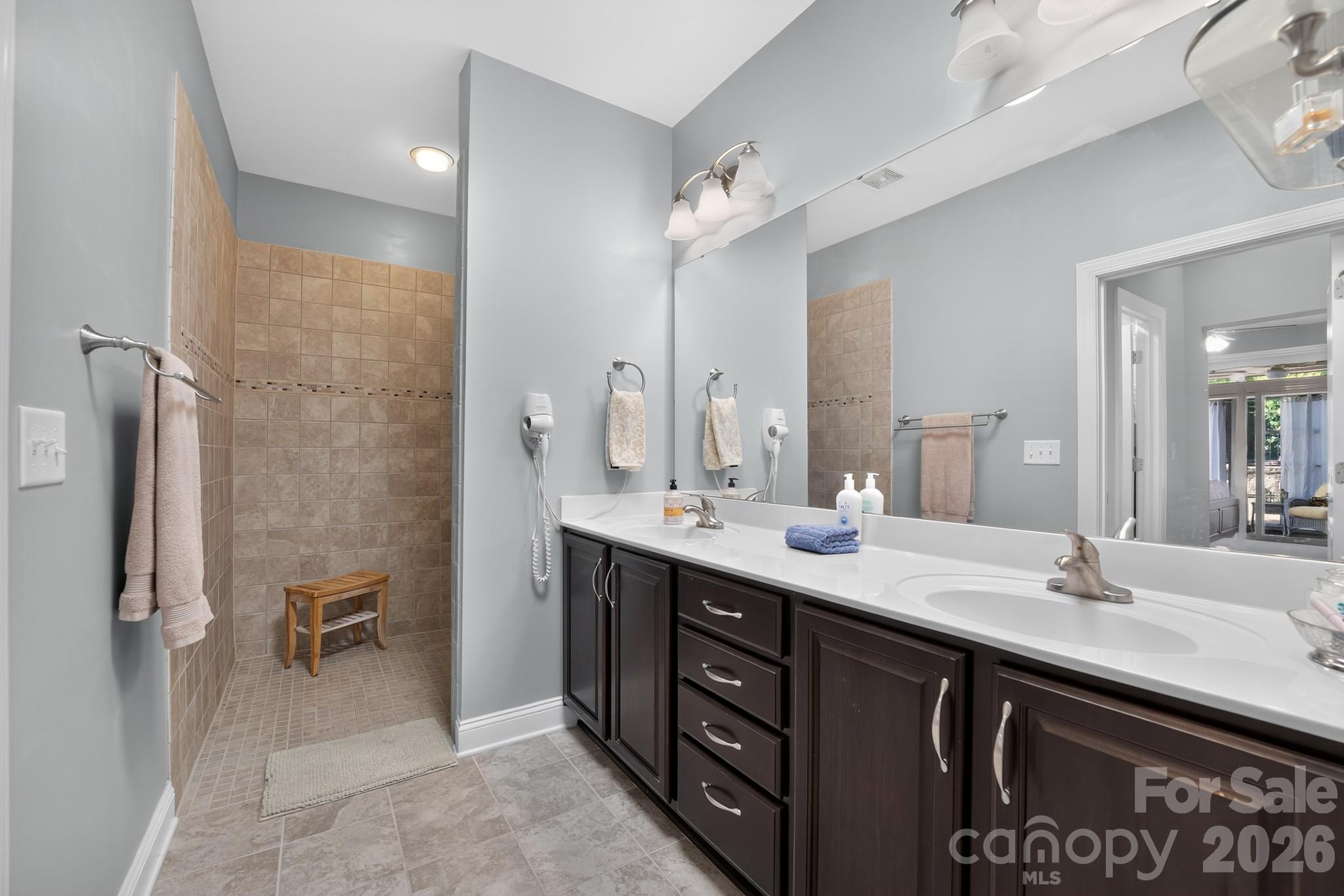 903 Morningstar Lane Property Photo 16