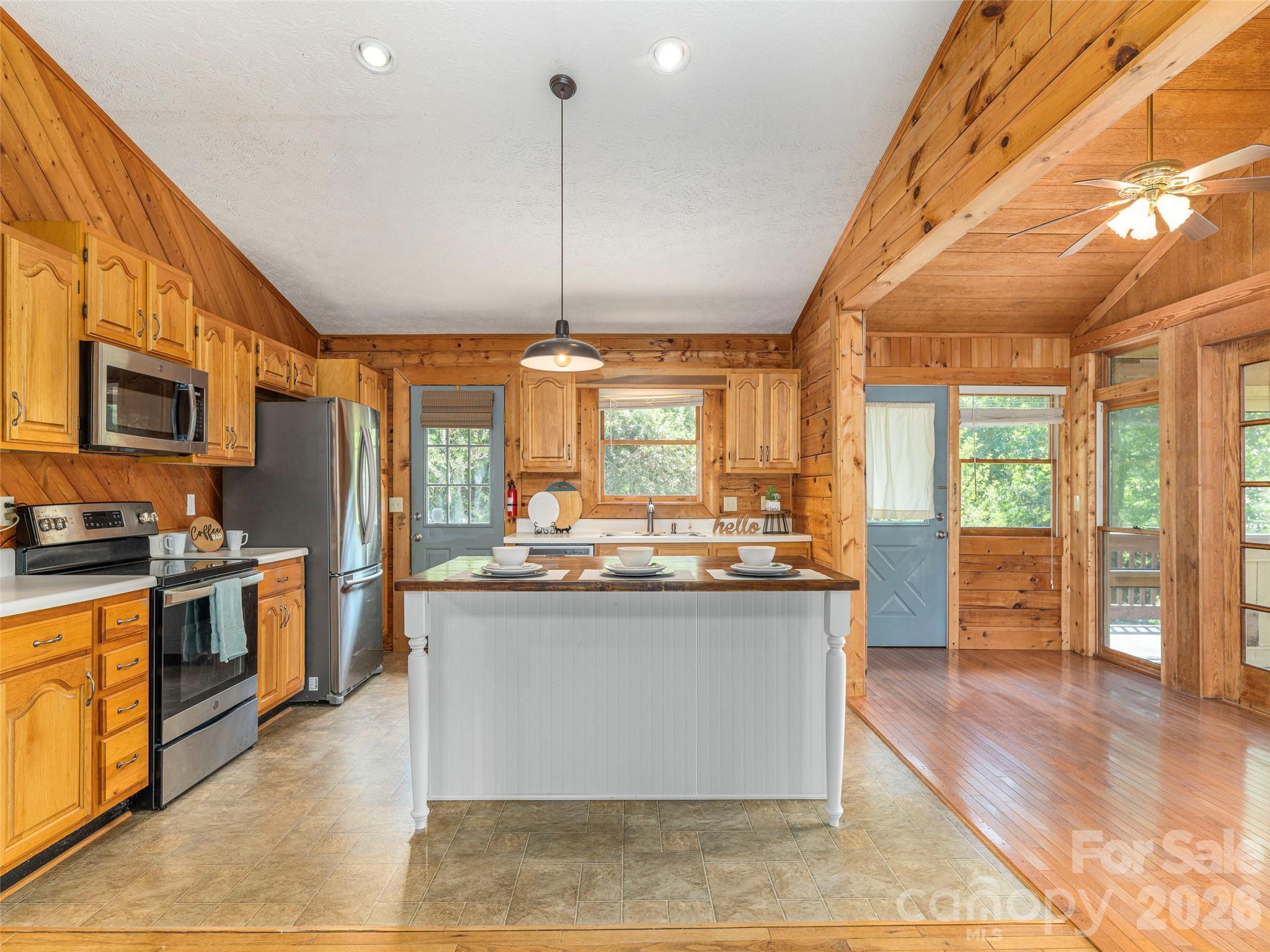 3543 Dark Ridge Road Property Photo 12