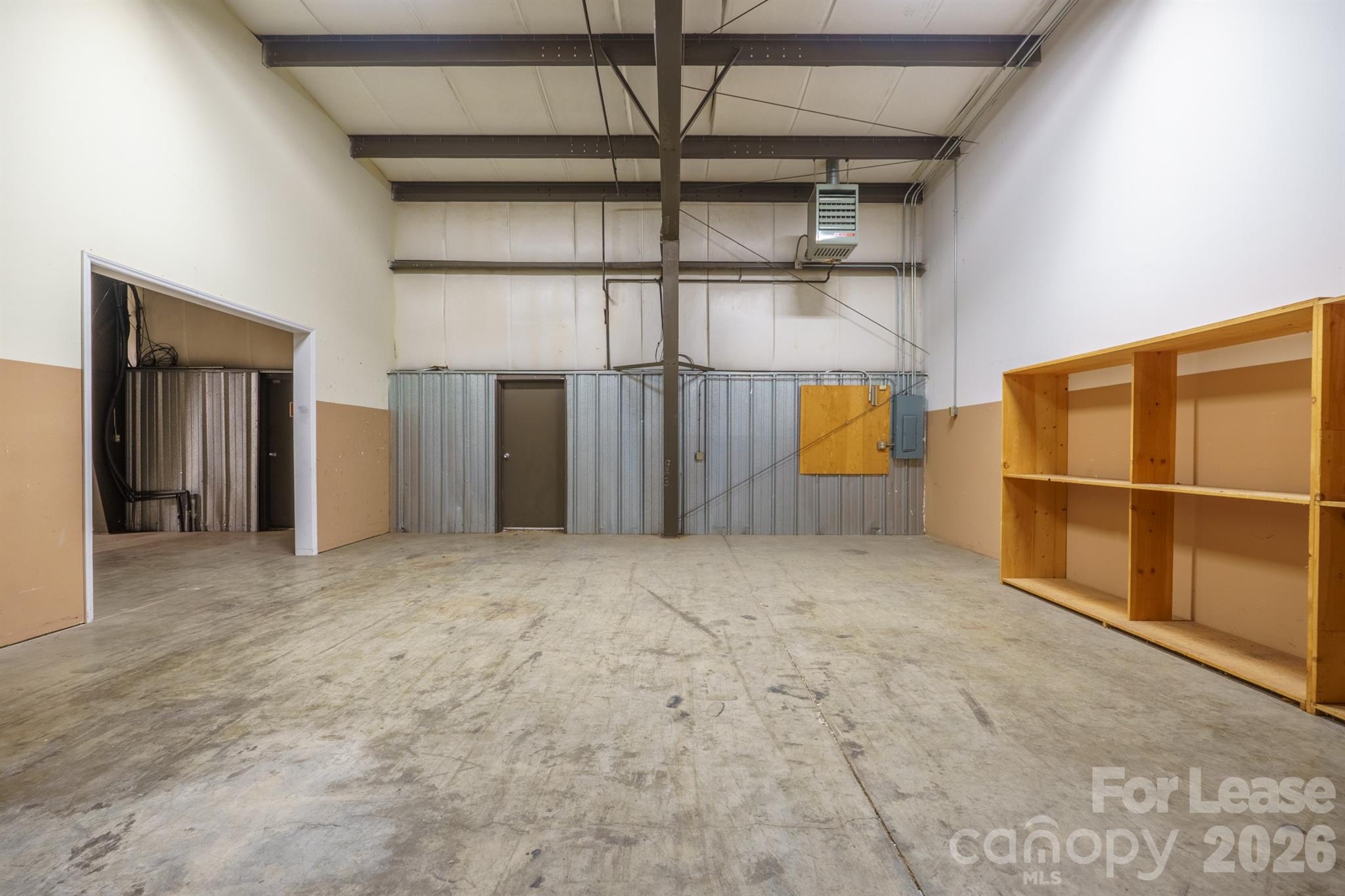 2454 Davie Avenue Property Photo 18