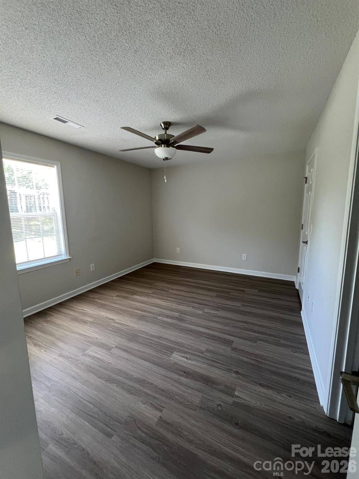 122 Springwood Lane Property Photo 8