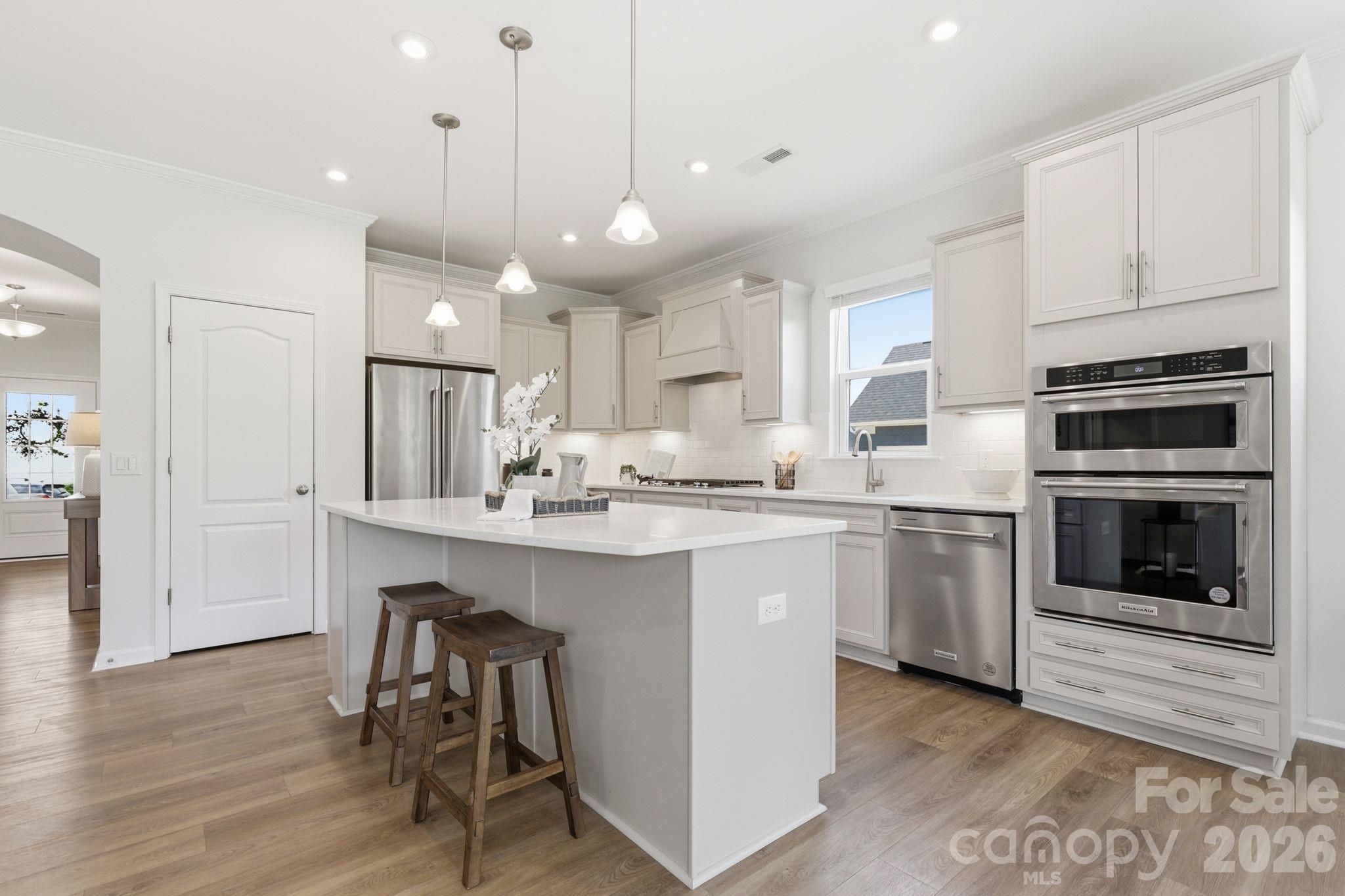 13704 Berkley Avenue Property Photo 12