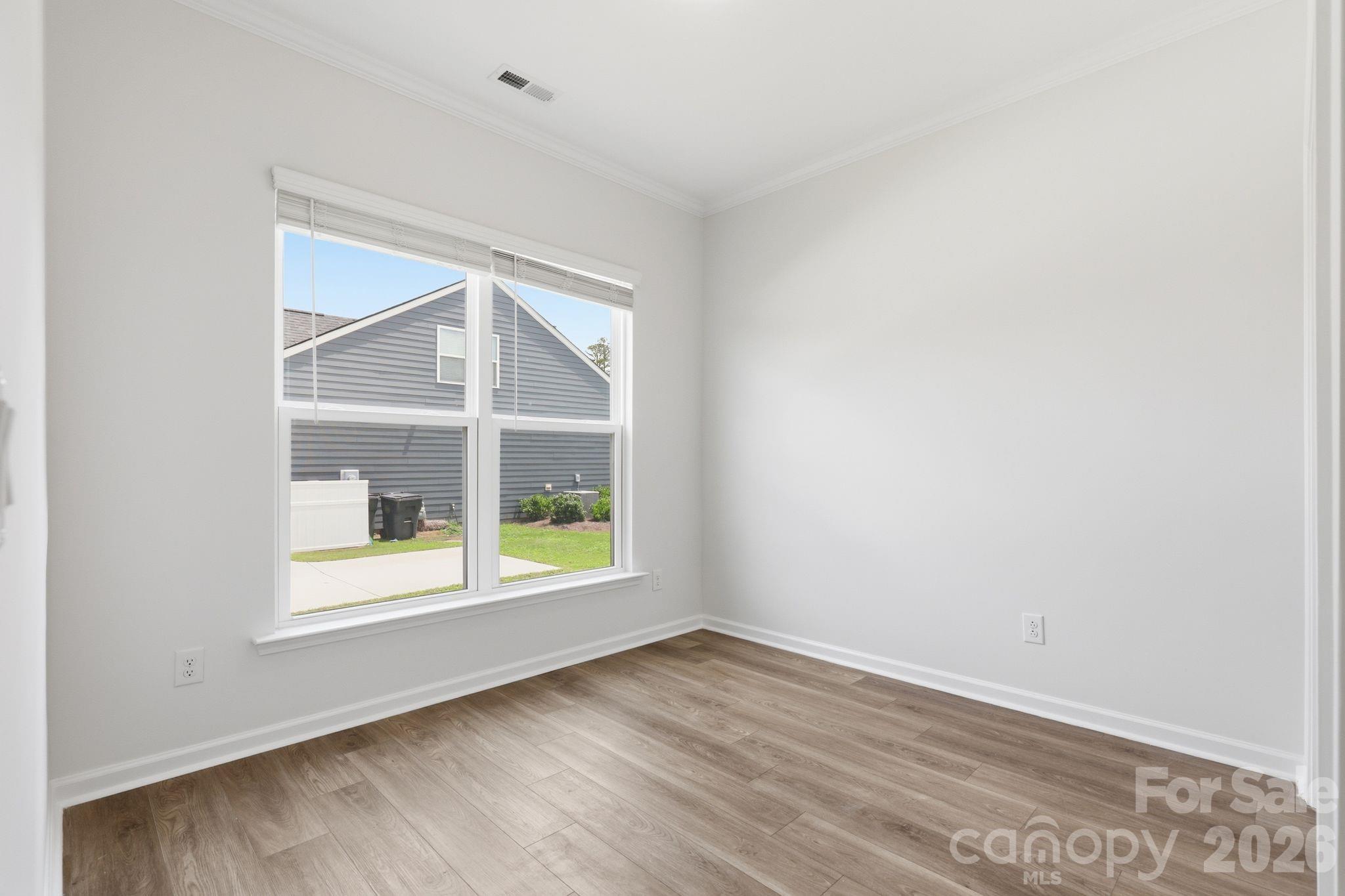 13704 Berkley Avenue Property Photo 22